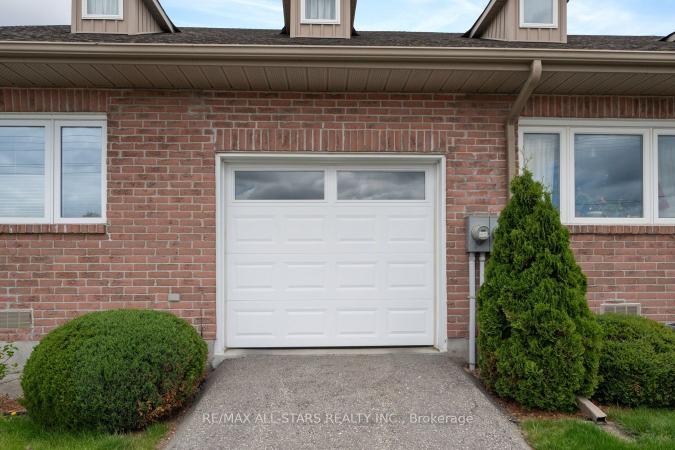 234 Water Street 11 Property Photo 3