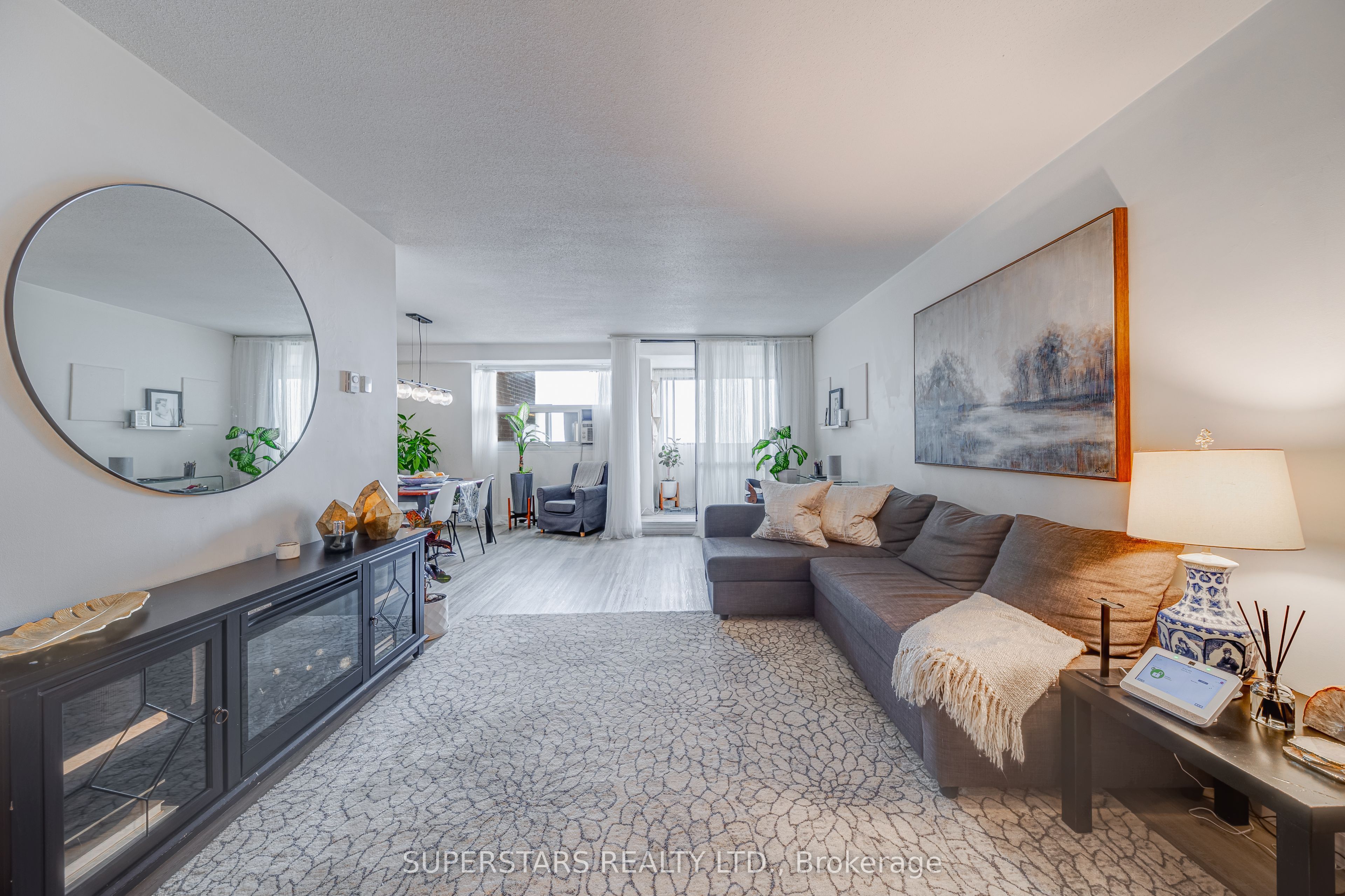 #3504 - 3 Massey Square Property Photo