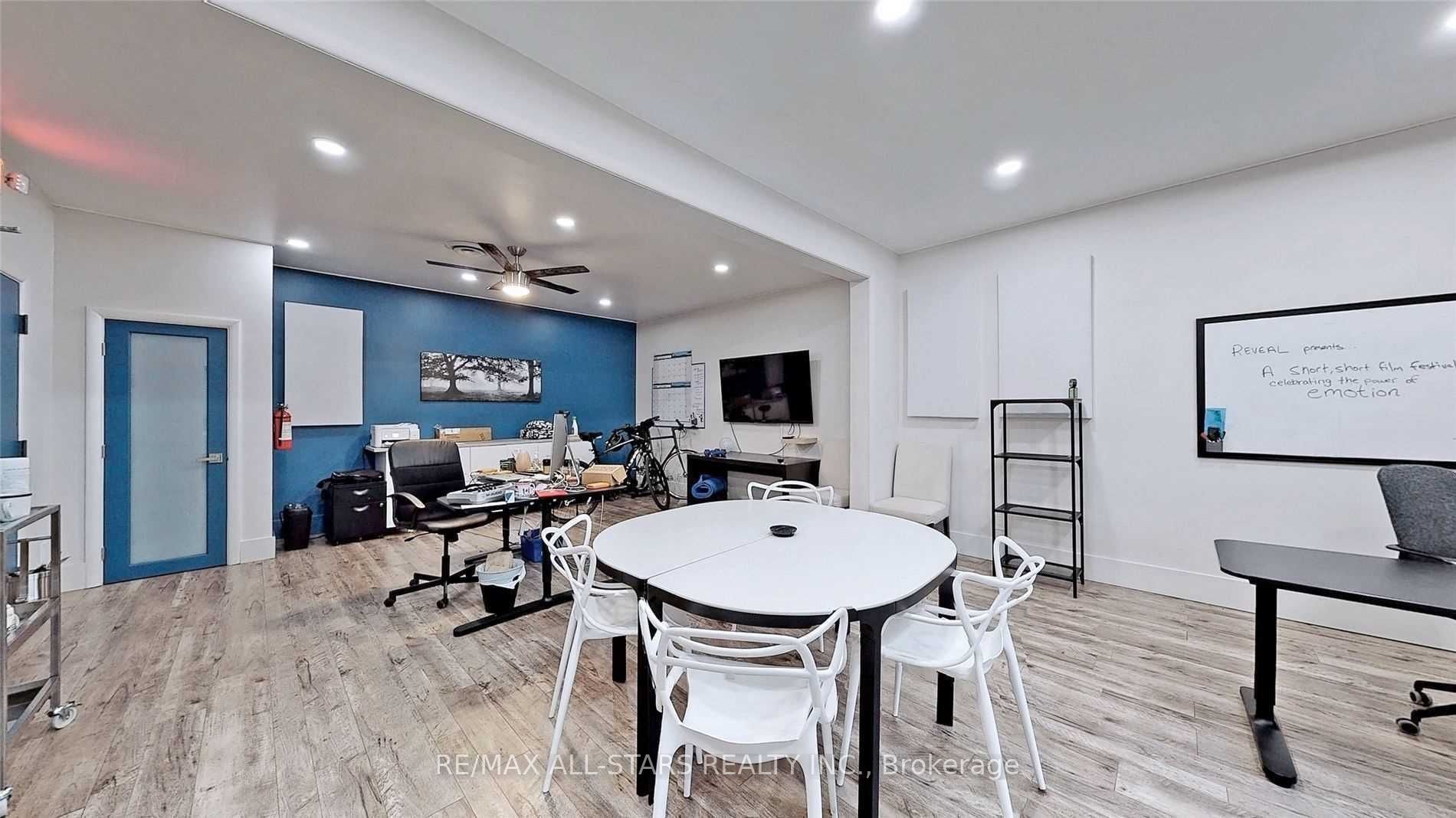 #201 - 715 Queen Street Property Photo 5
