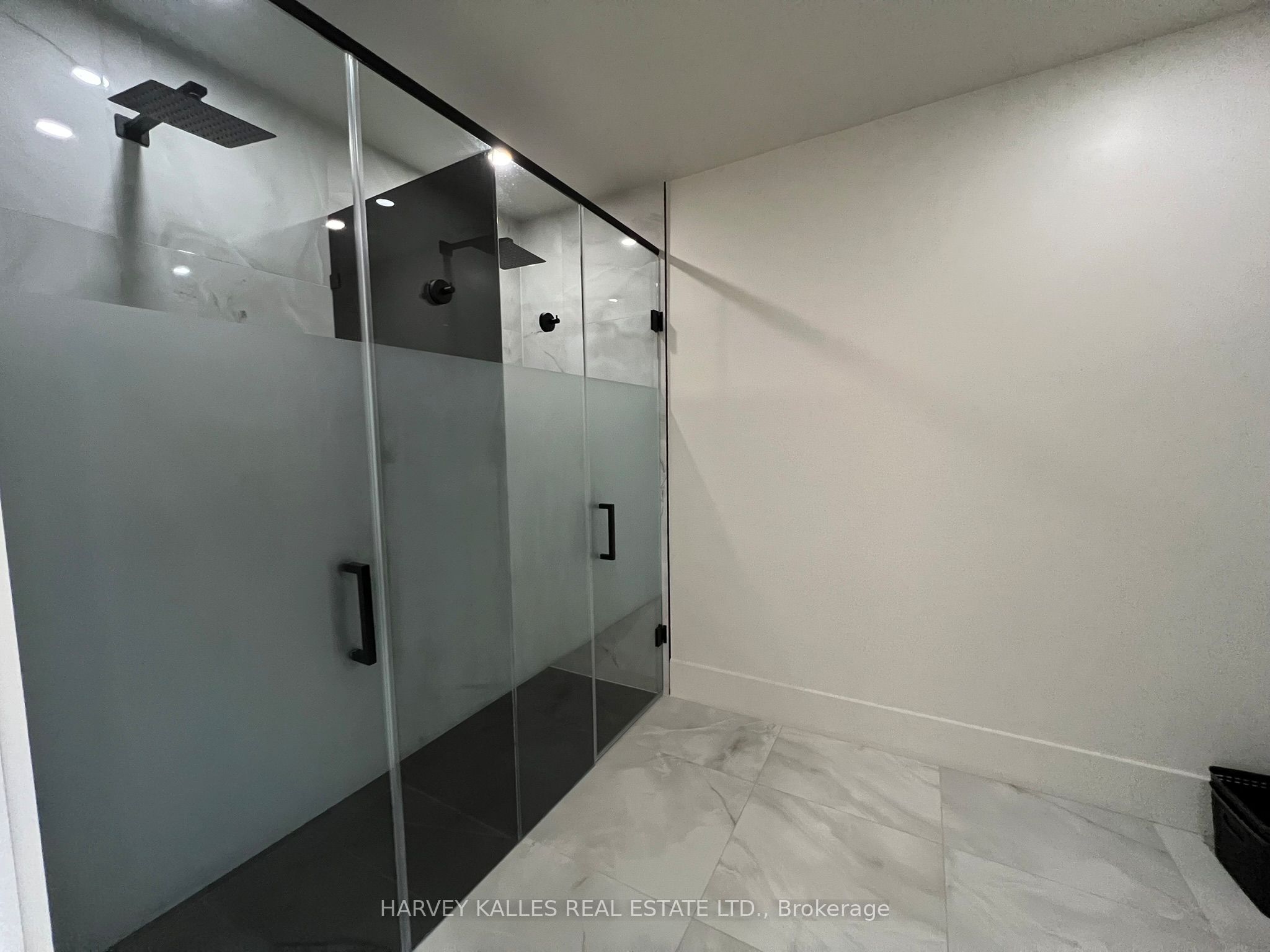 393 Danforth Avenue Property Photo 9
