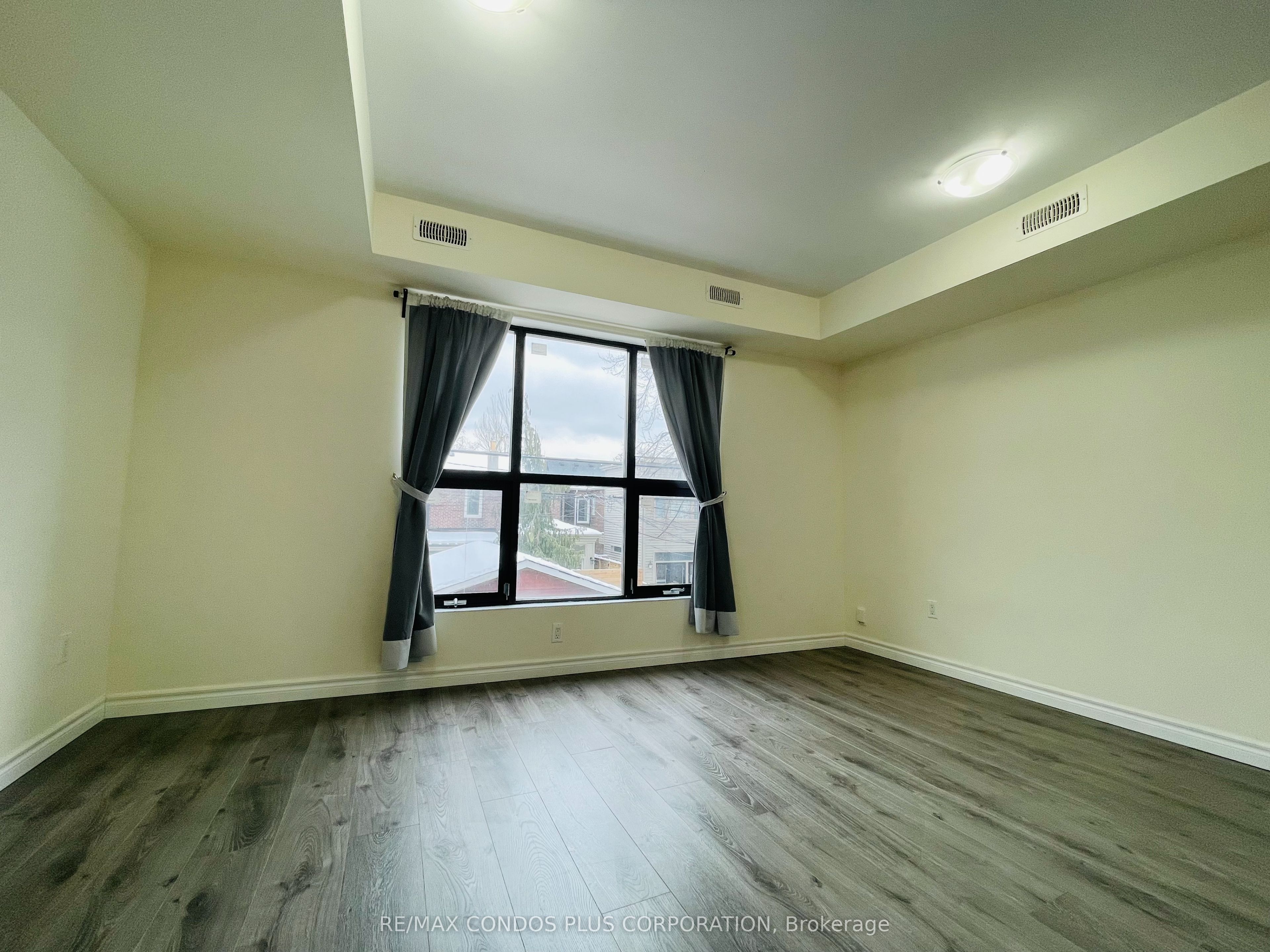 #2b - 721 Danforth Avenue Property Photo