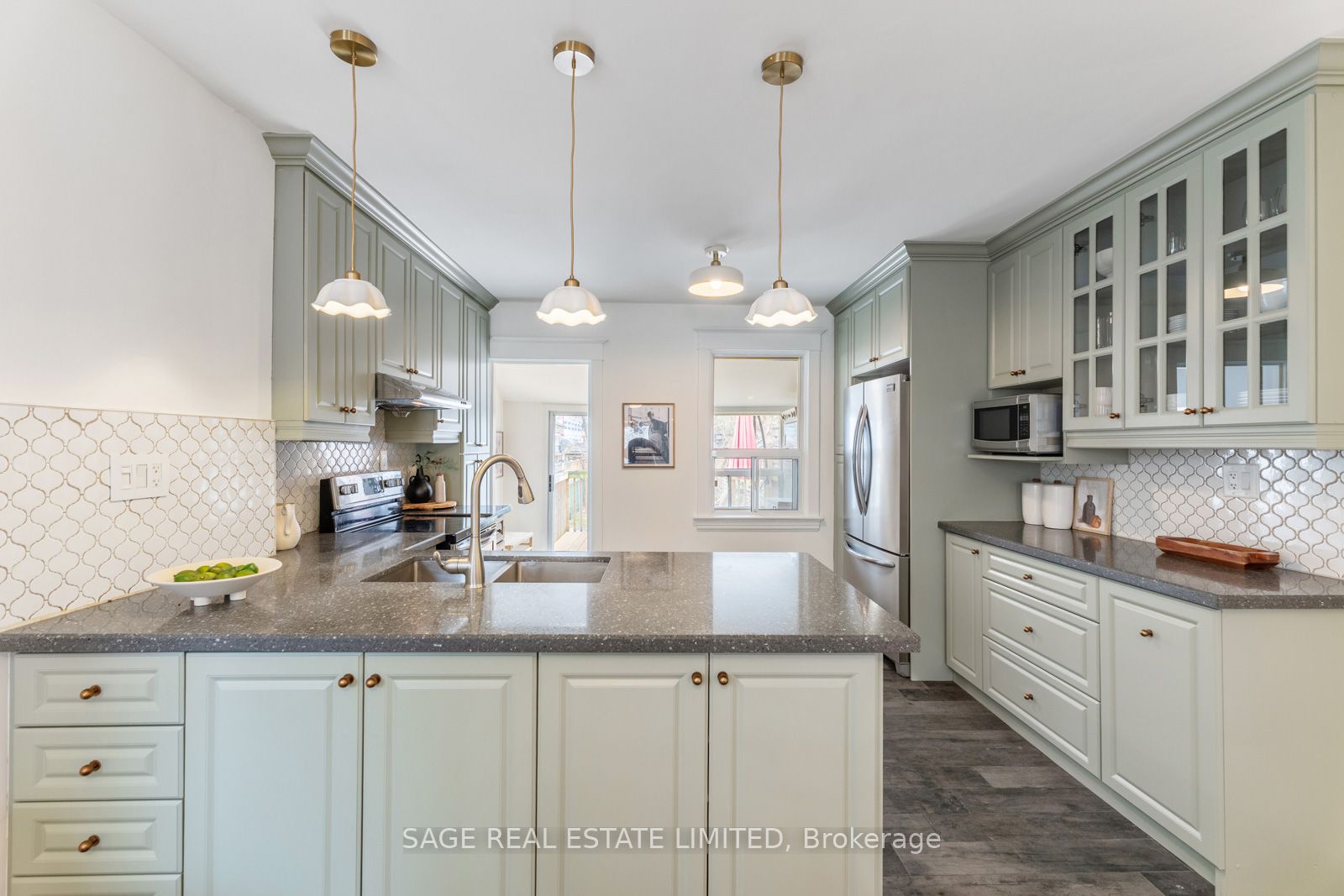80 Rosevear Avenue Property Photo