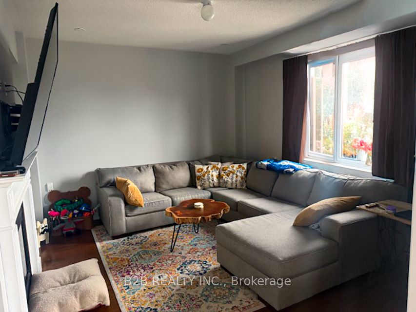 11 Woolacott Lane Property Photo 4