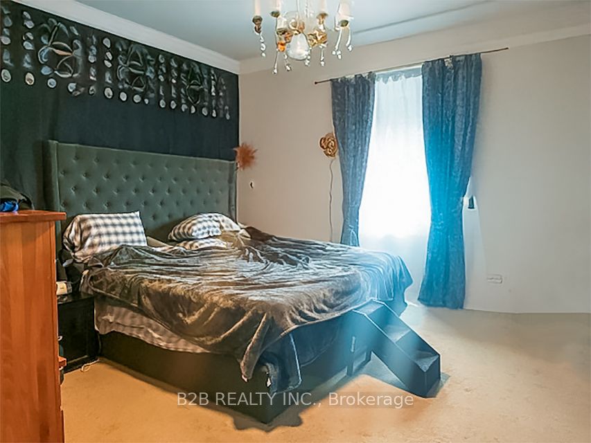 11 Woolacott Lane Property Photo 6