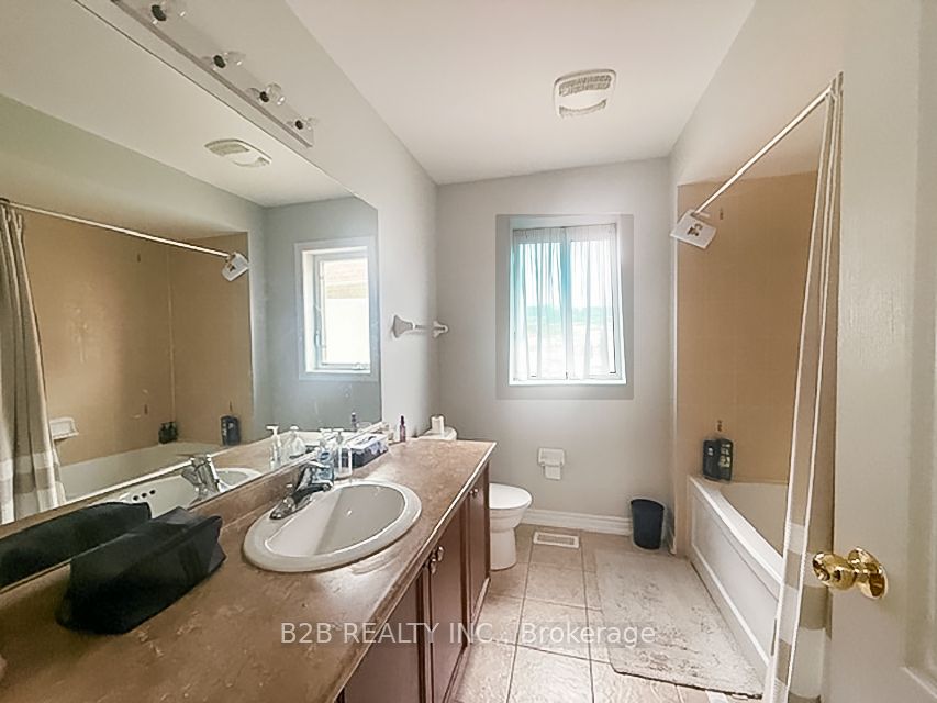 11 Woolacott Lane Property Photo 9