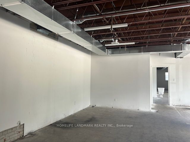 1820 Midland Avenue Property Photo 3