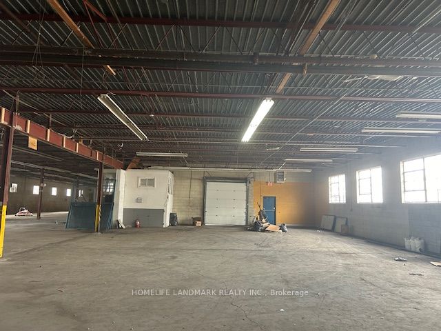 1820 Midland Avenue Property Photo 5