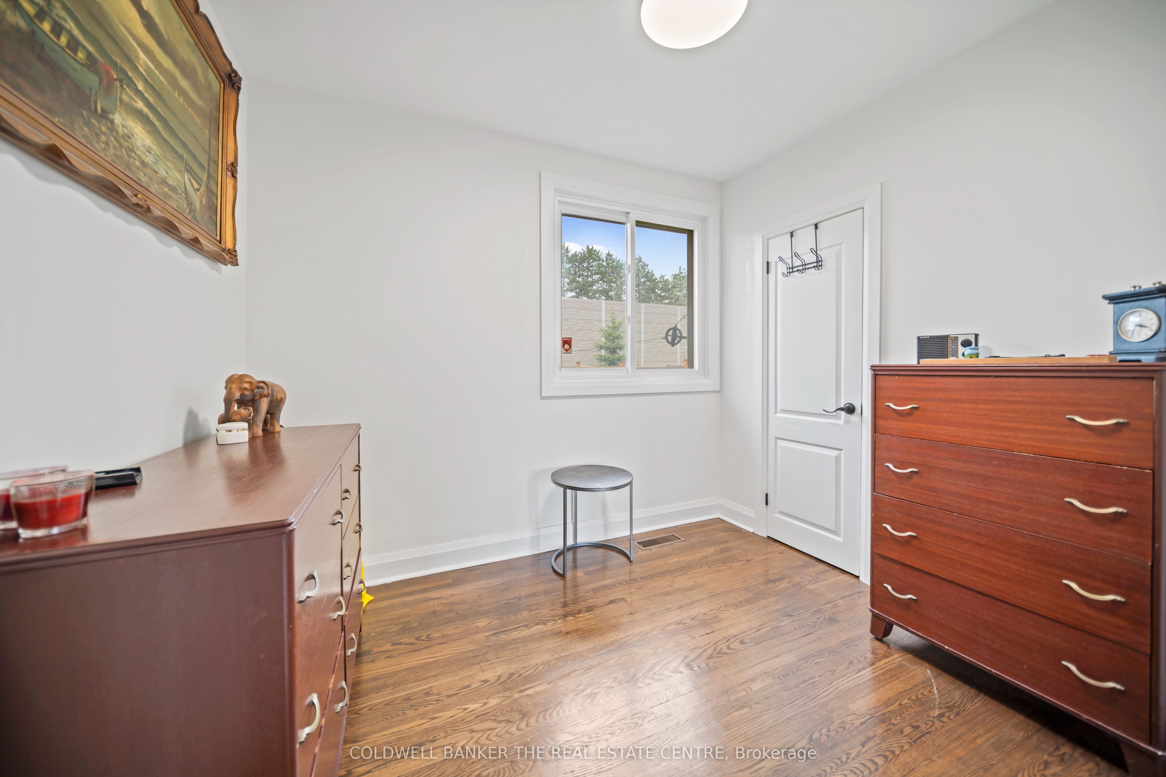 135 Lord Roberts Drive Property Photo 17