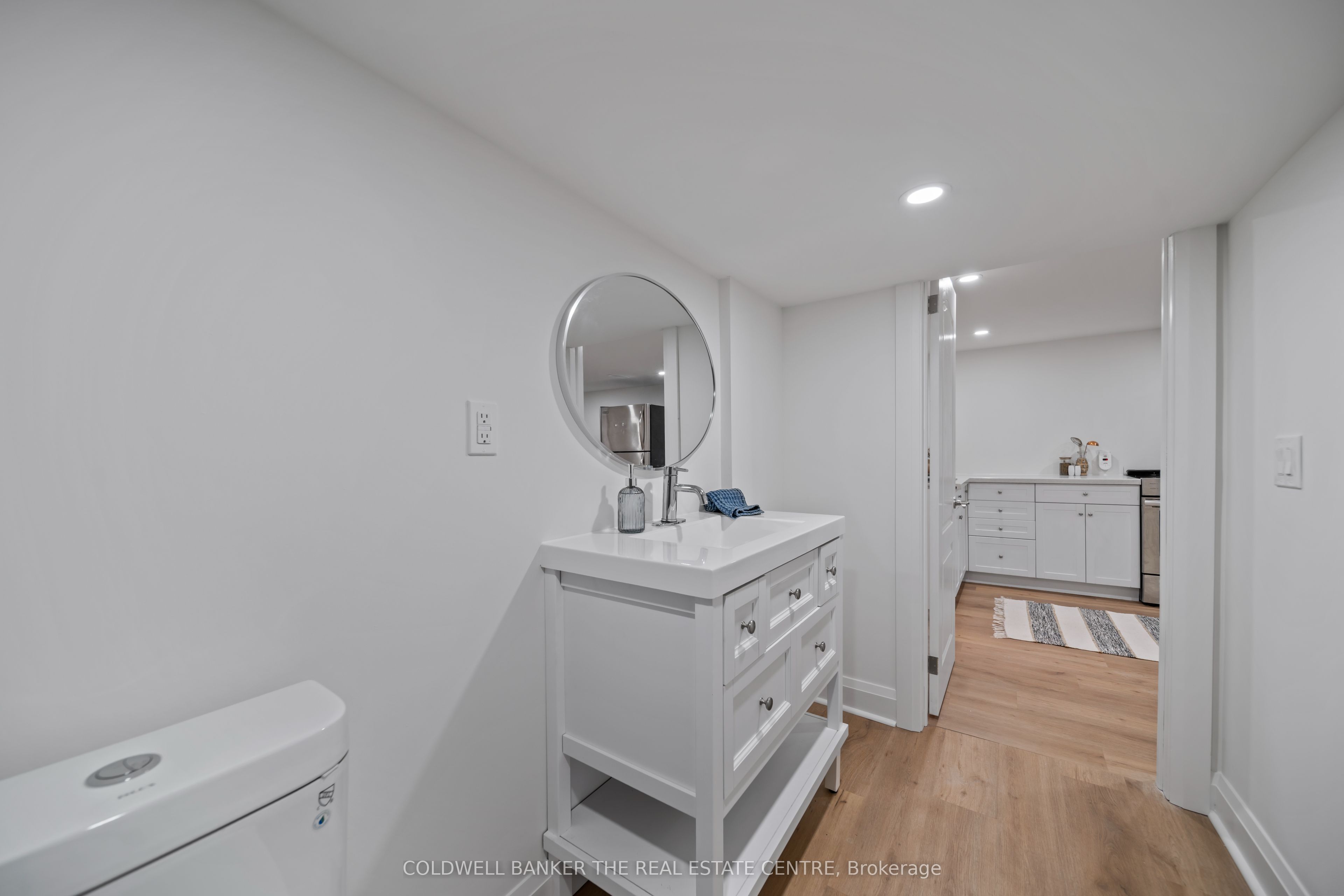 135 Lord Roberts Drive Property Photo 29
