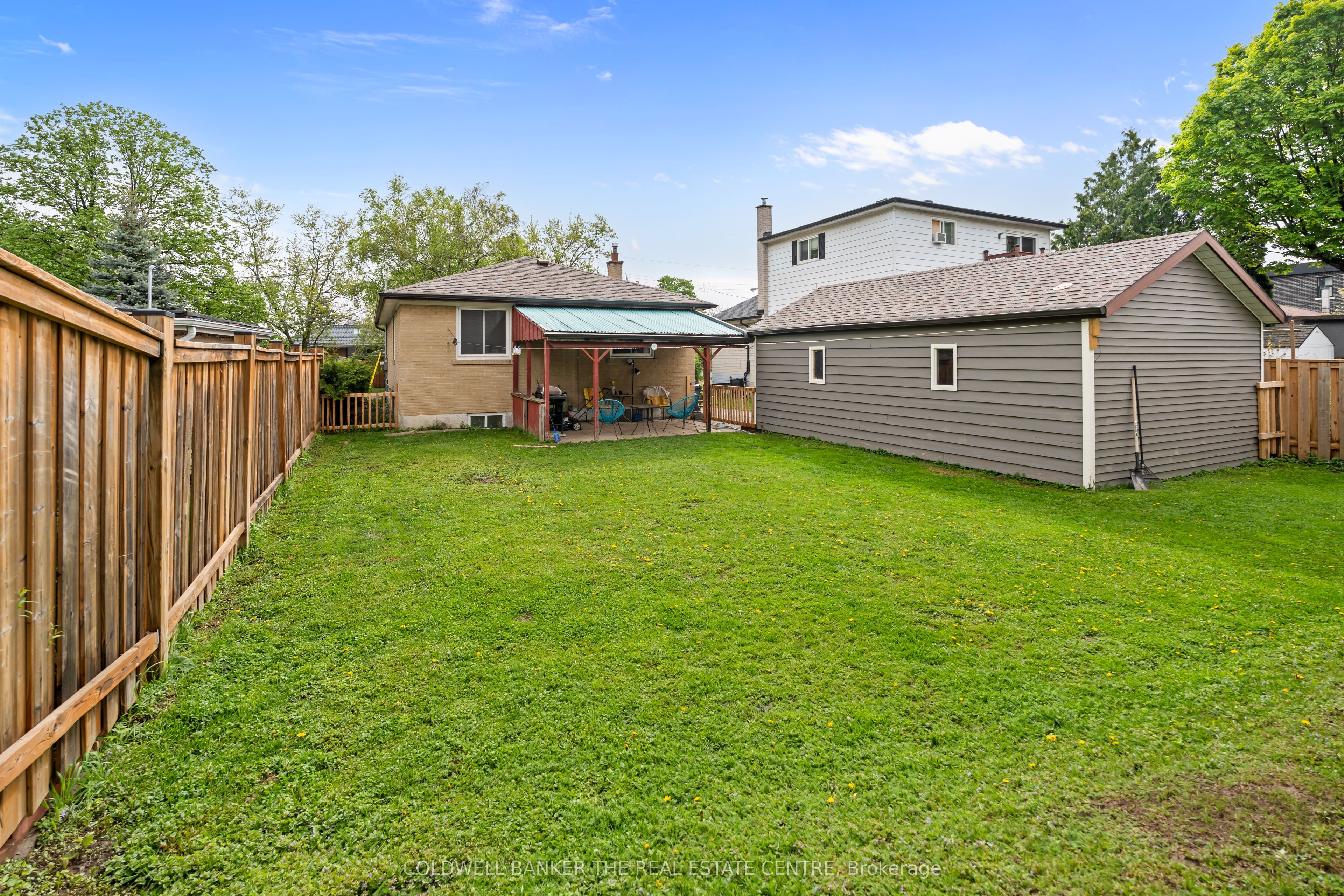 135 Lord Roberts Drive Property Photo 36
