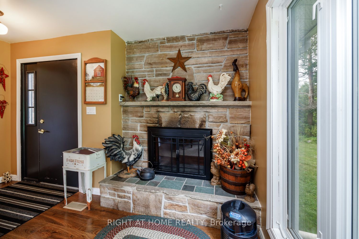 141 Platten Boulevard Property Photo 7