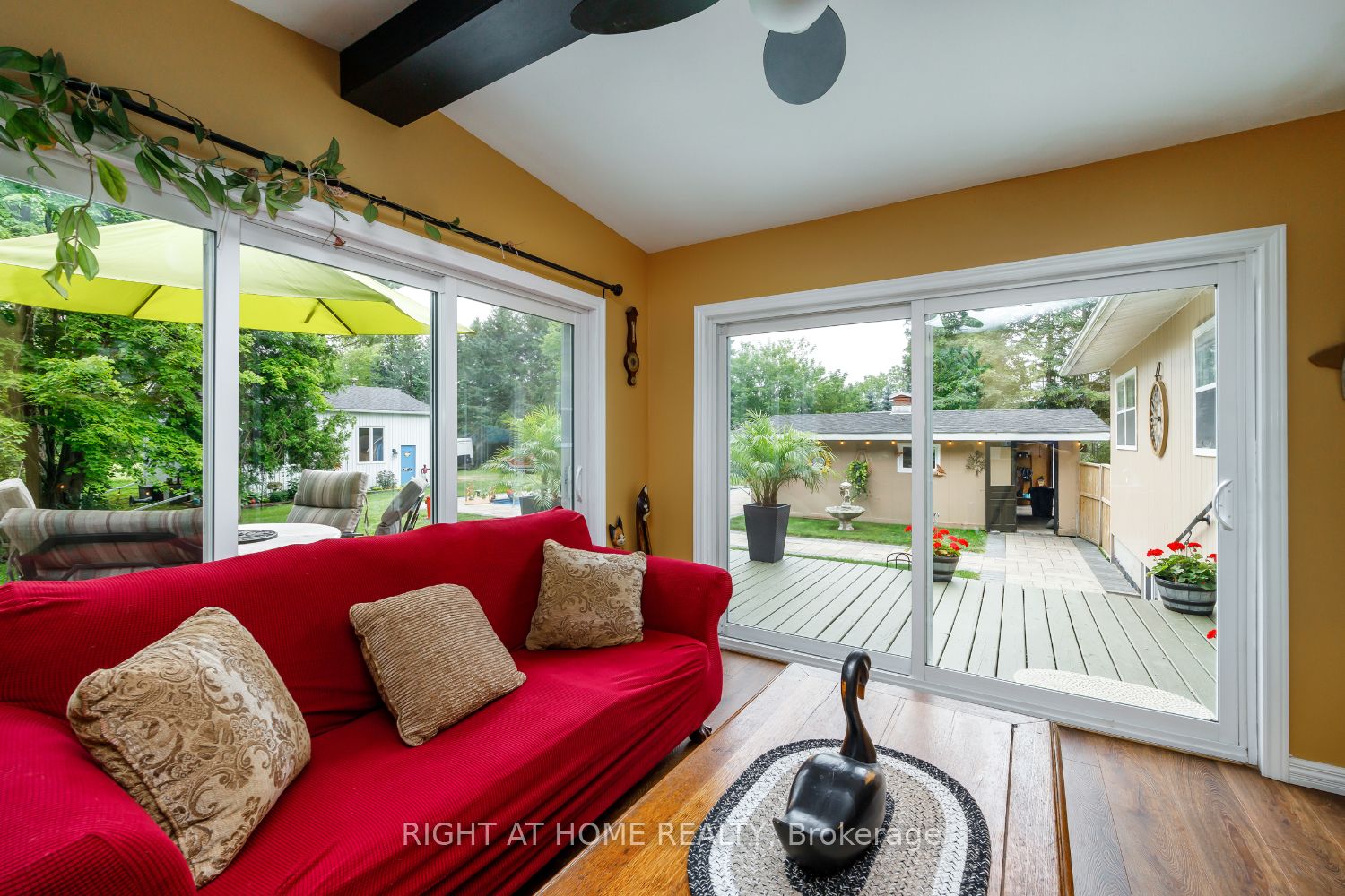 141 Platten Boulevard Property Photo 14
