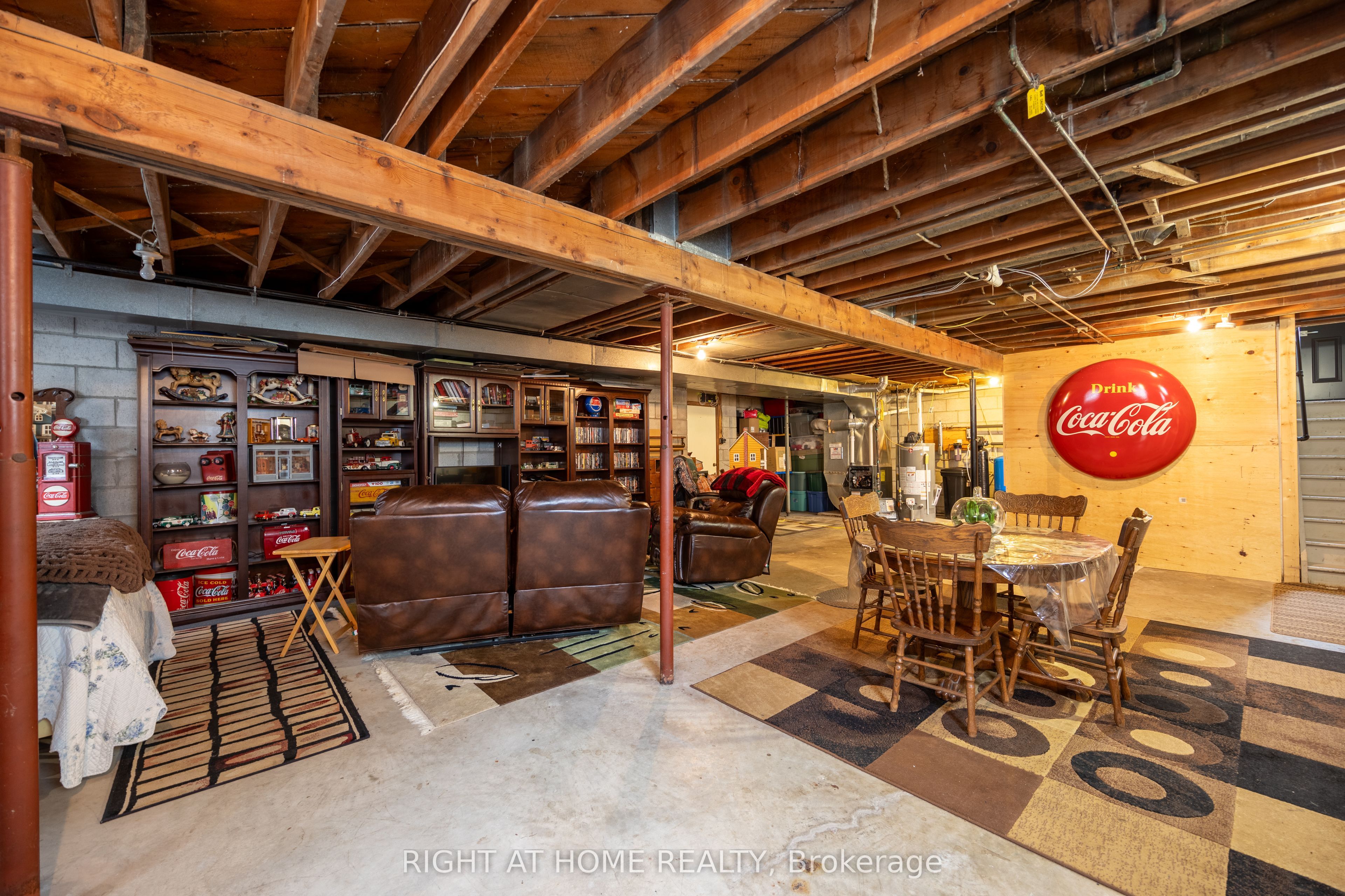 141 Platten Boulevard Property Photo 28