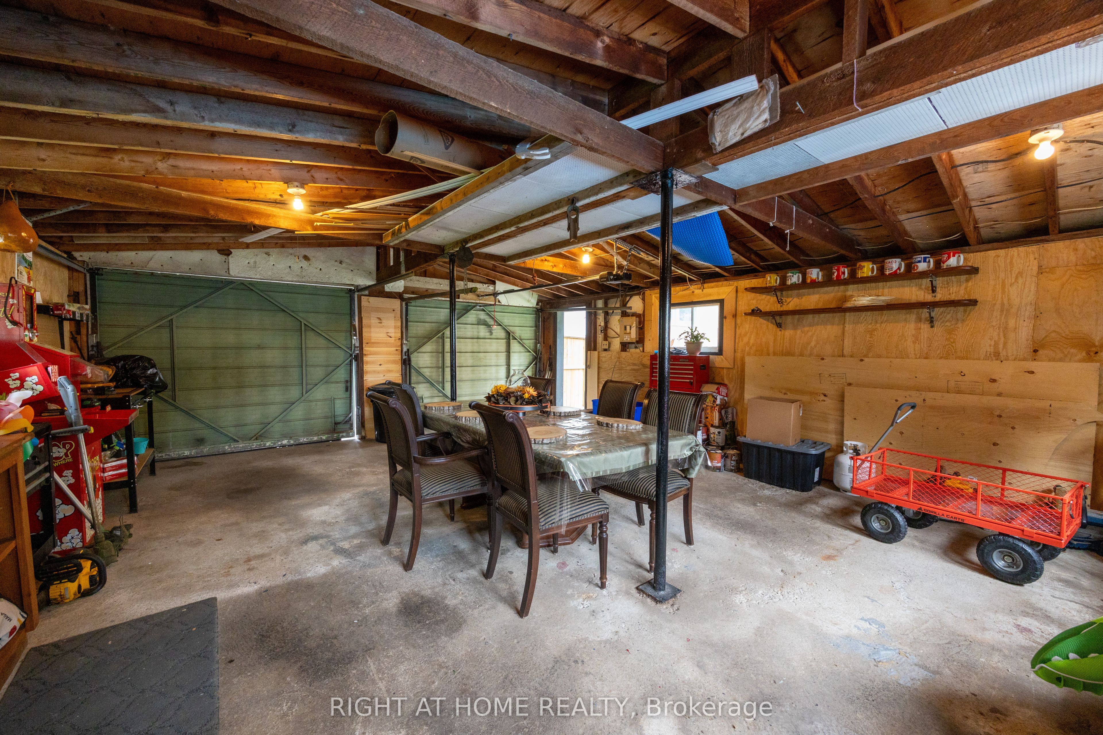 141 Platten Boulevard Property Photo 32