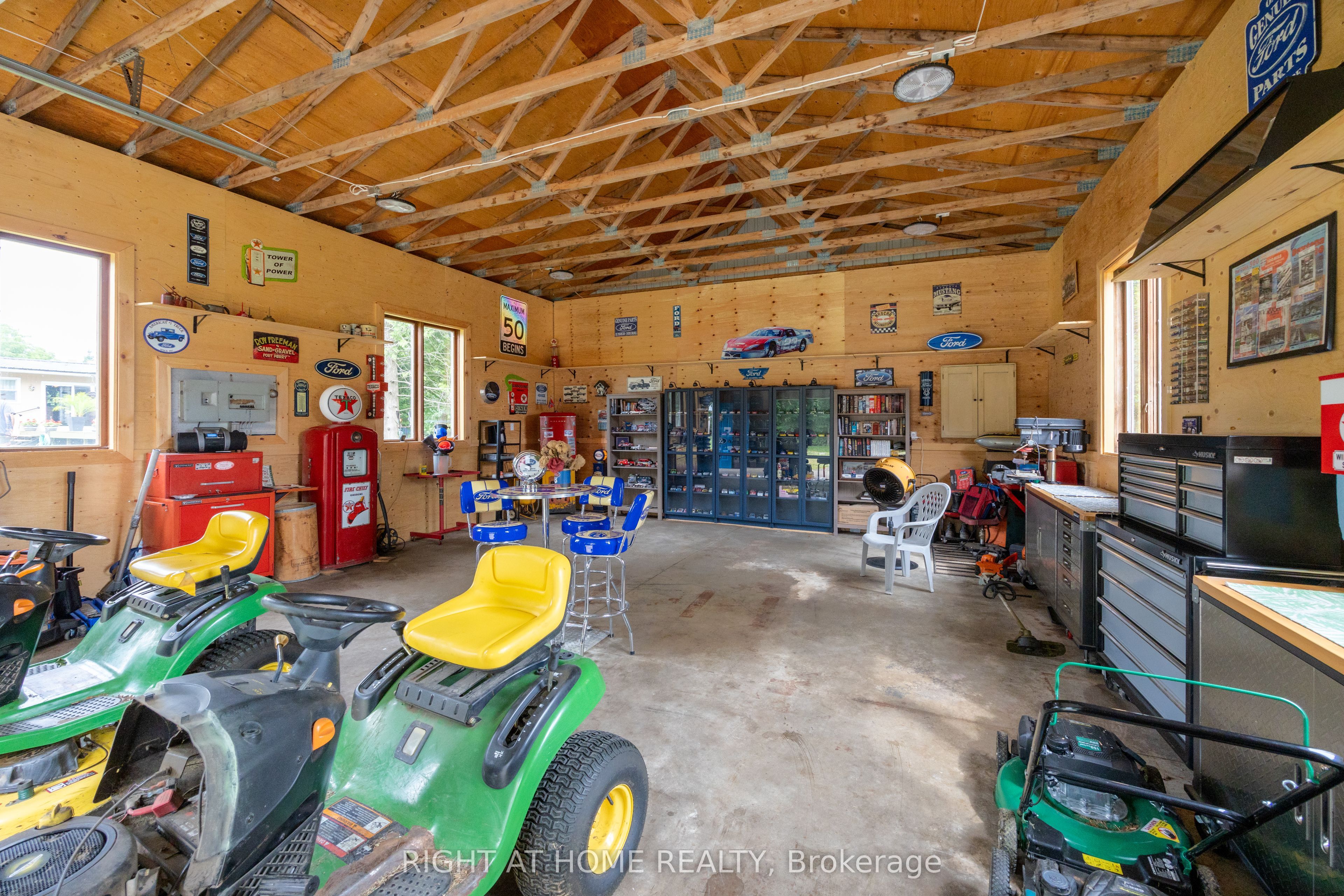141 Platten Boulevard Property Photo 35