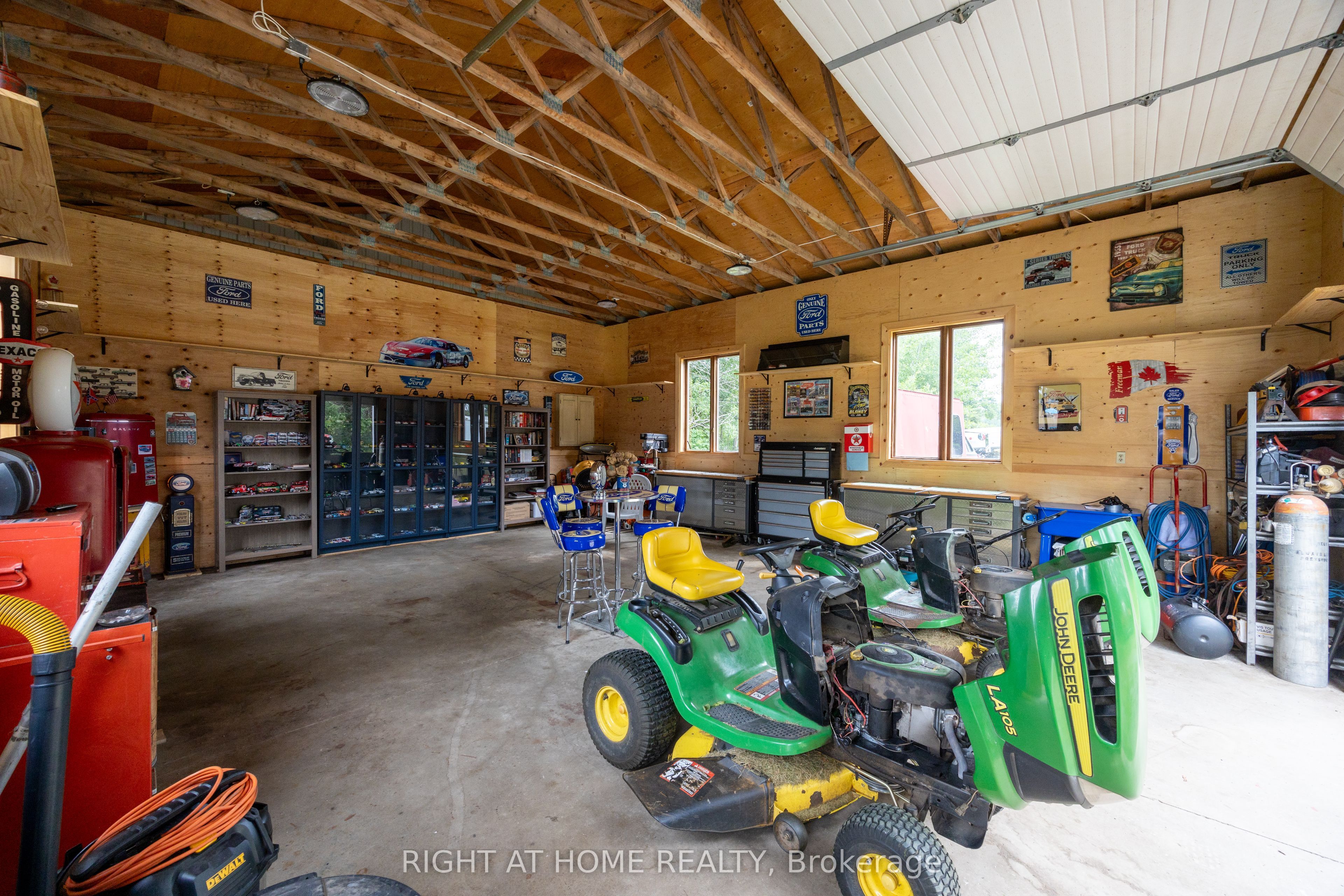 141 Platten Boulevard Property Photo 38