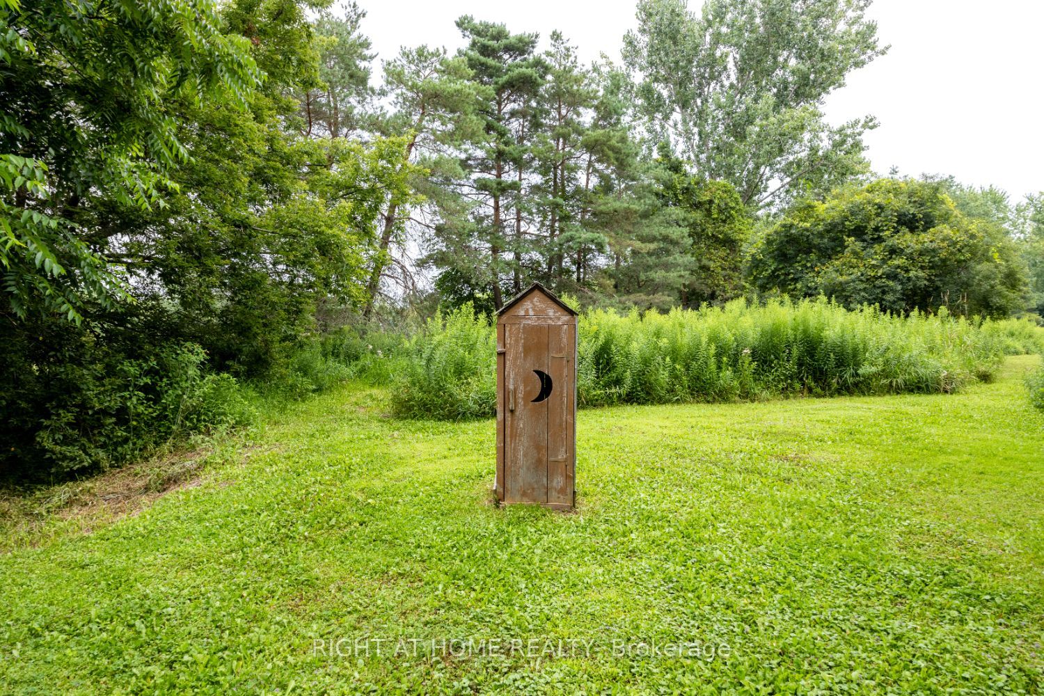 141 Platten Boulevard Property Photo 44