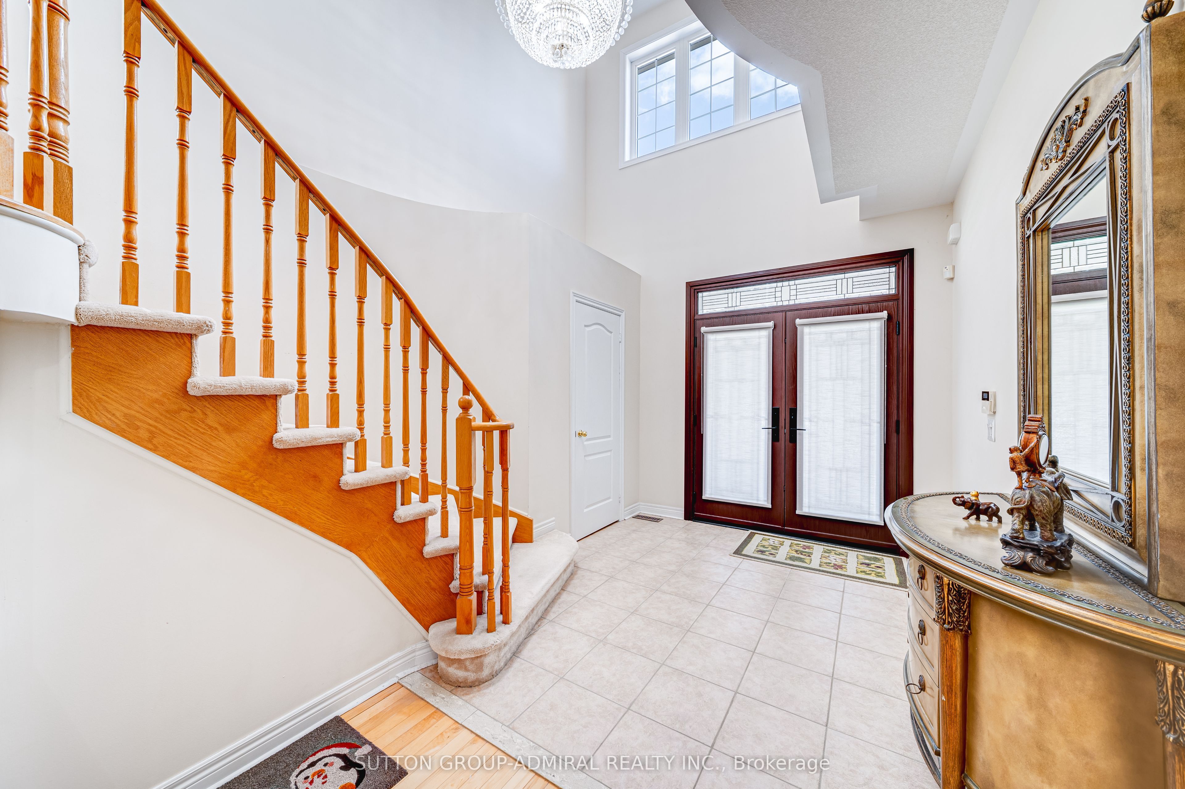 31 Acara Court Property Photo 3