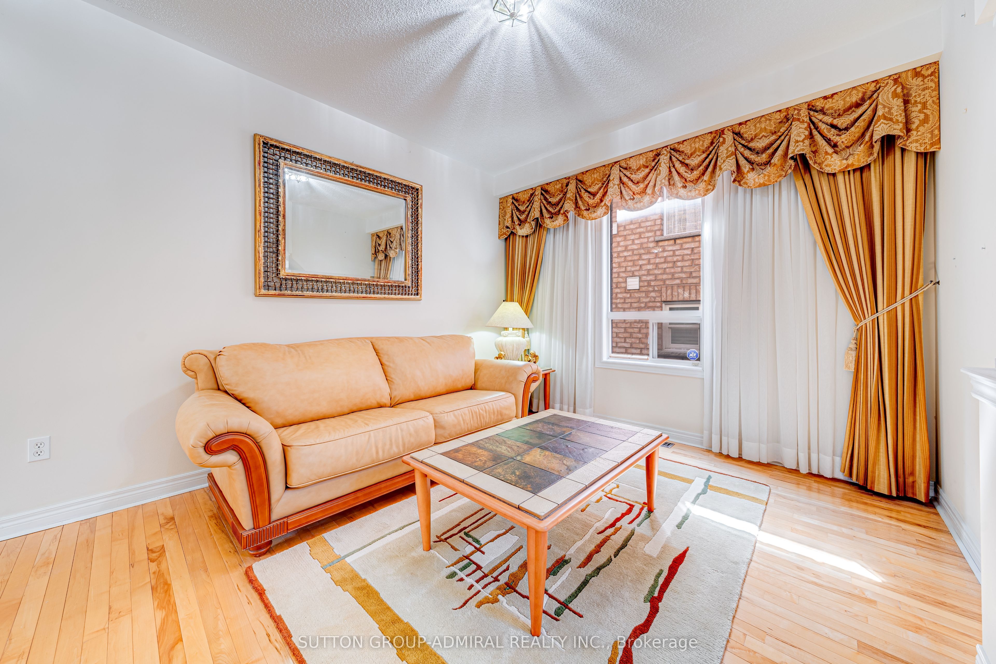 31 Acara Court Property Photo 4