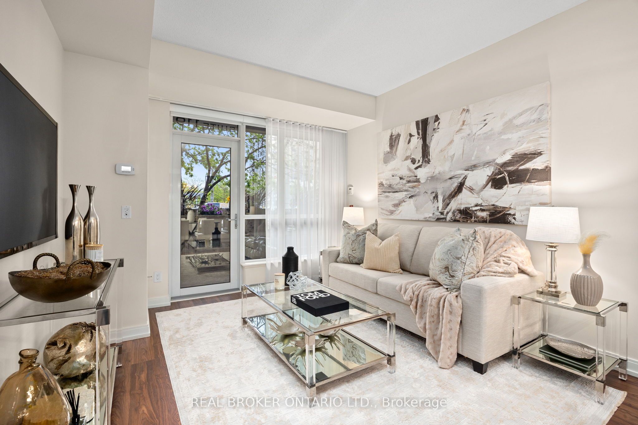 #119 - 181 Village Green Square Property Photo 1