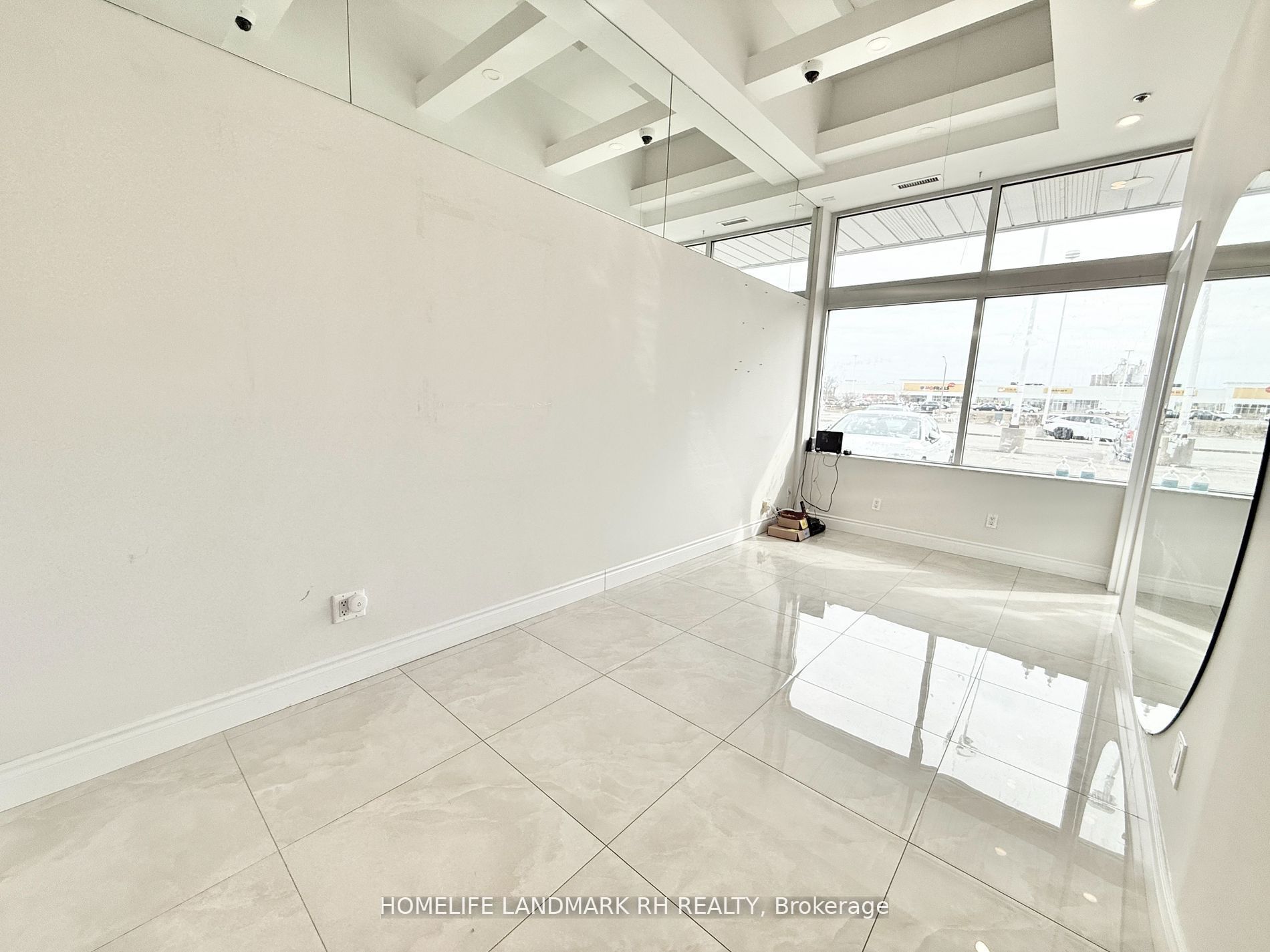 668 Silver Star Boulevard 216 Property Photo 7