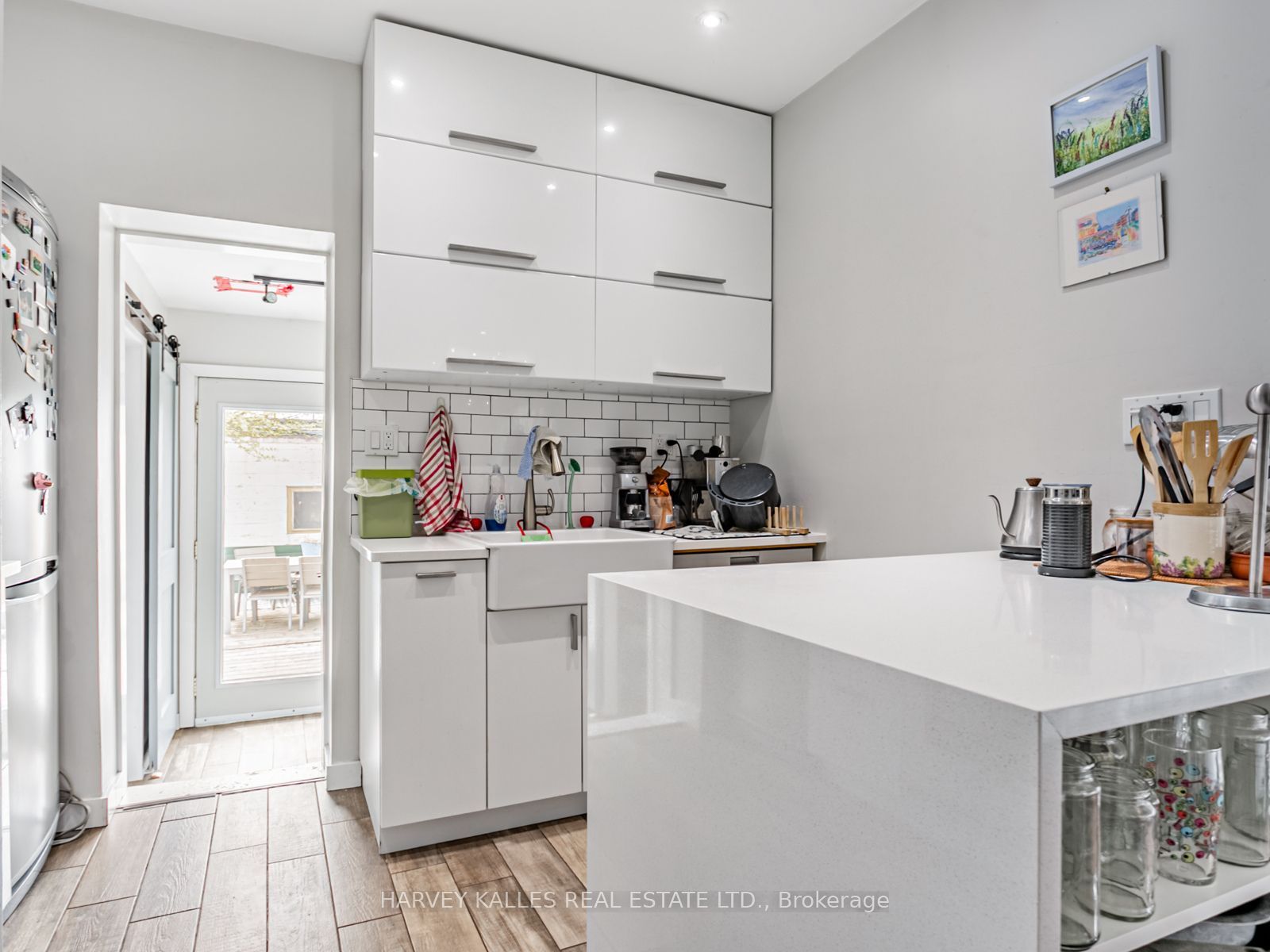 45 Strathmore Boulevard Property Photo 4