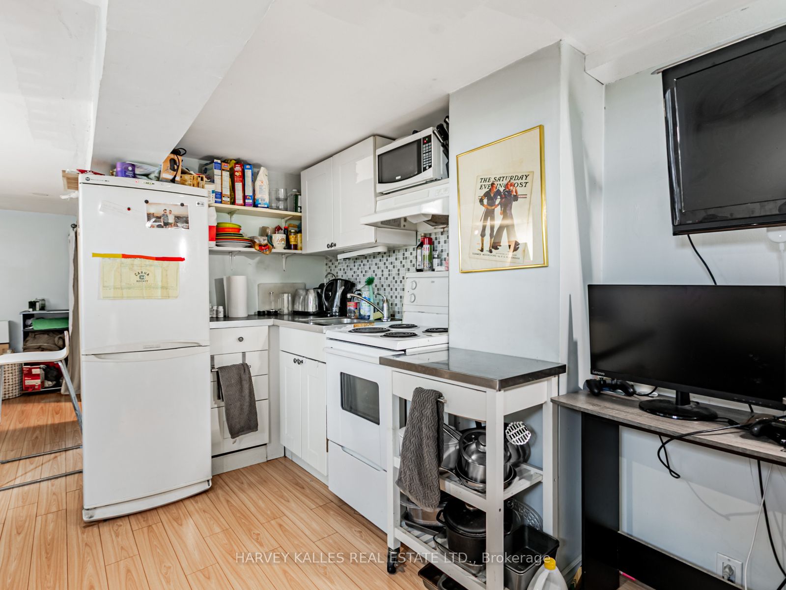45 Strathmore Boulevard Property Photo 19