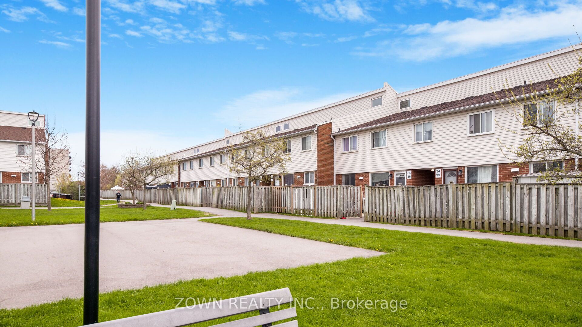 #32 - 401 Wenworth Street Property Photo 1