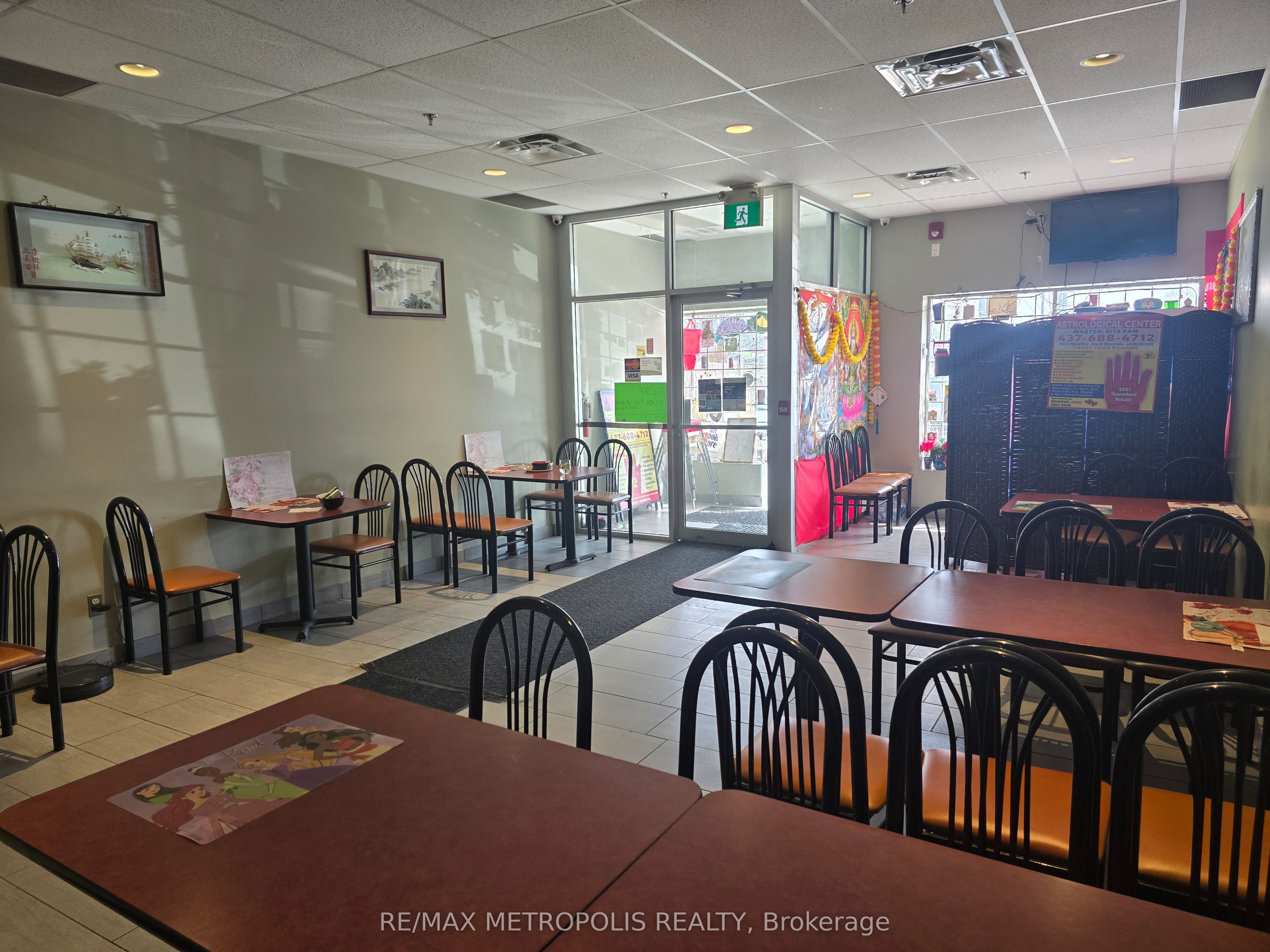 2432 Eglinton Avenue Property Photo 1