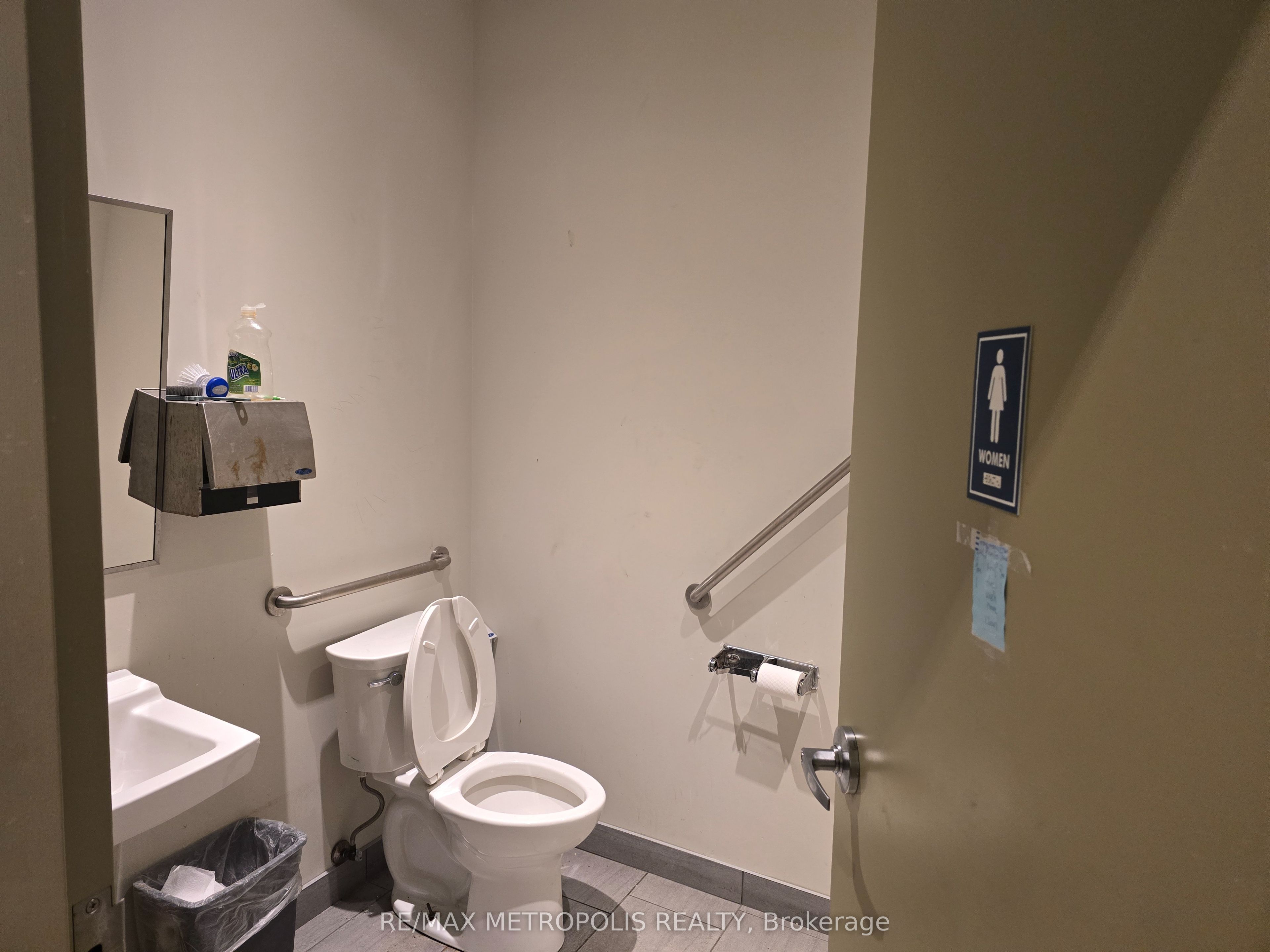 2432 Eglinton Avenue Property Photo 3