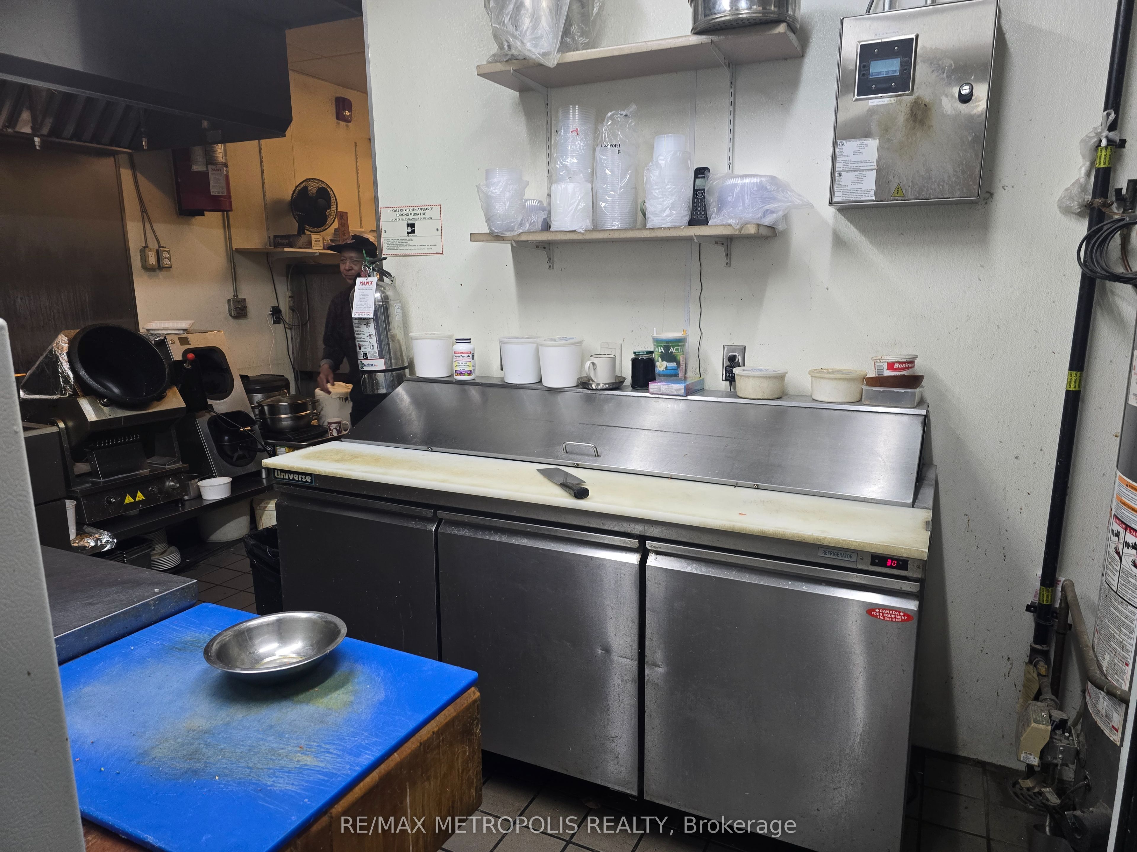 2432 Eglinton Avenue Property Photo 13
