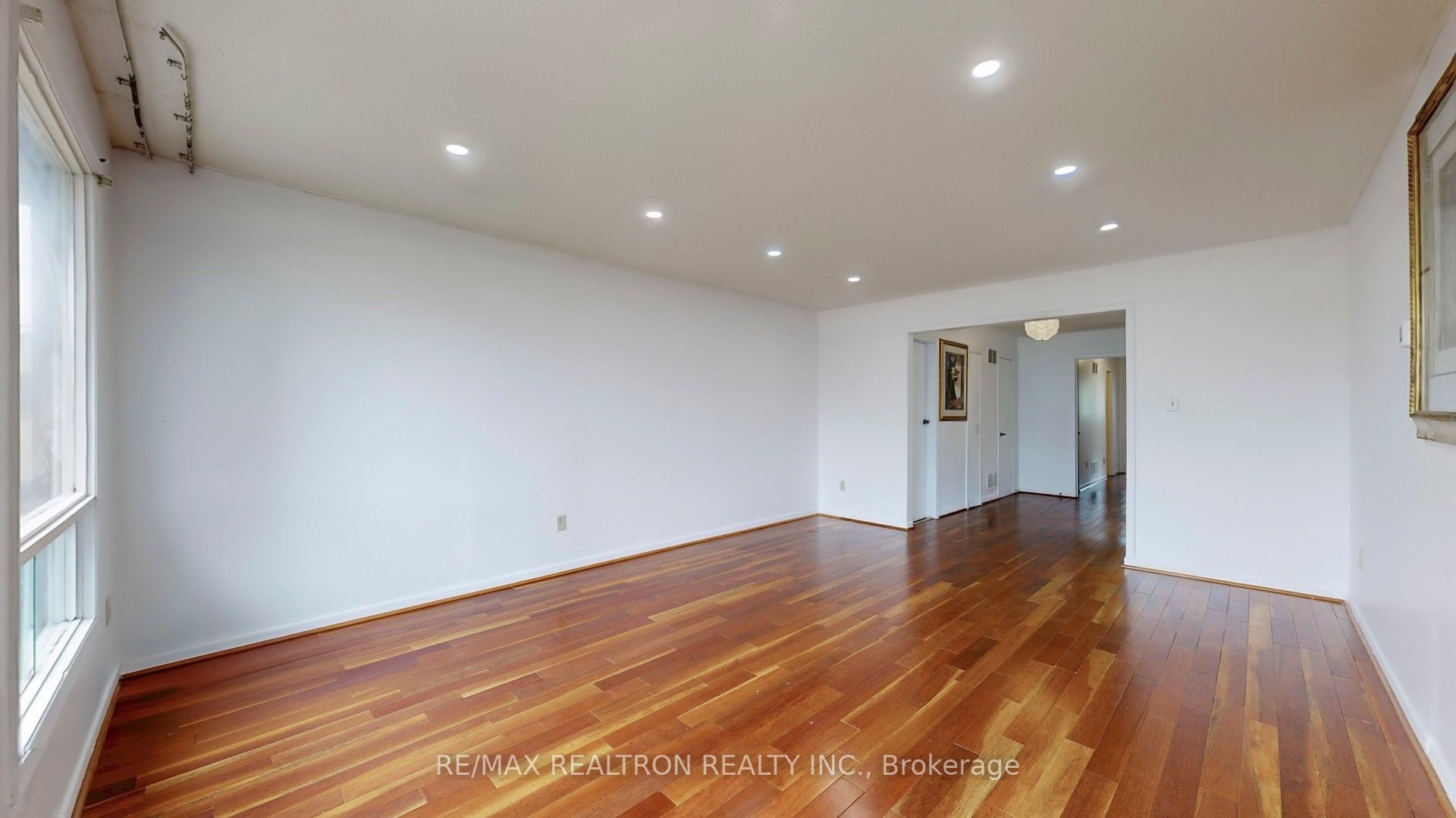 7 Roughfield Crescent Property Photo 9