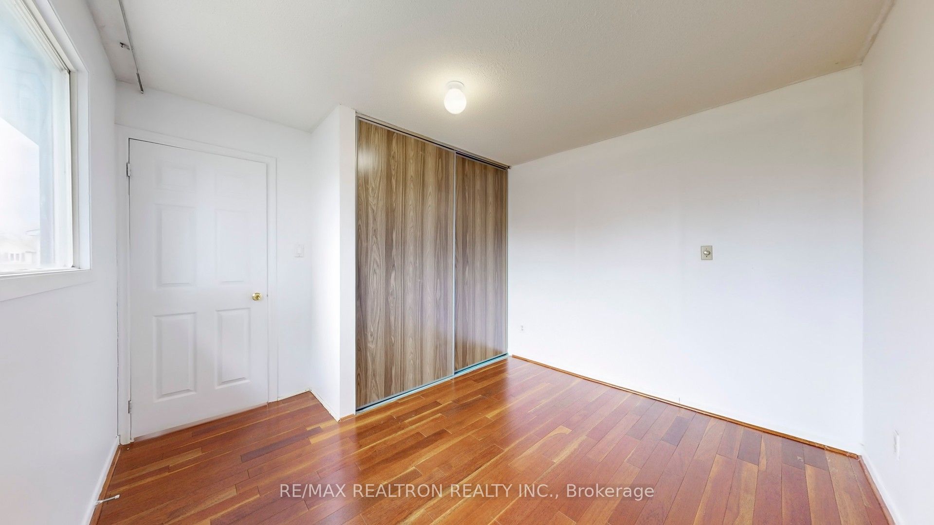 7 Roughfield Crescent Property Photo 16