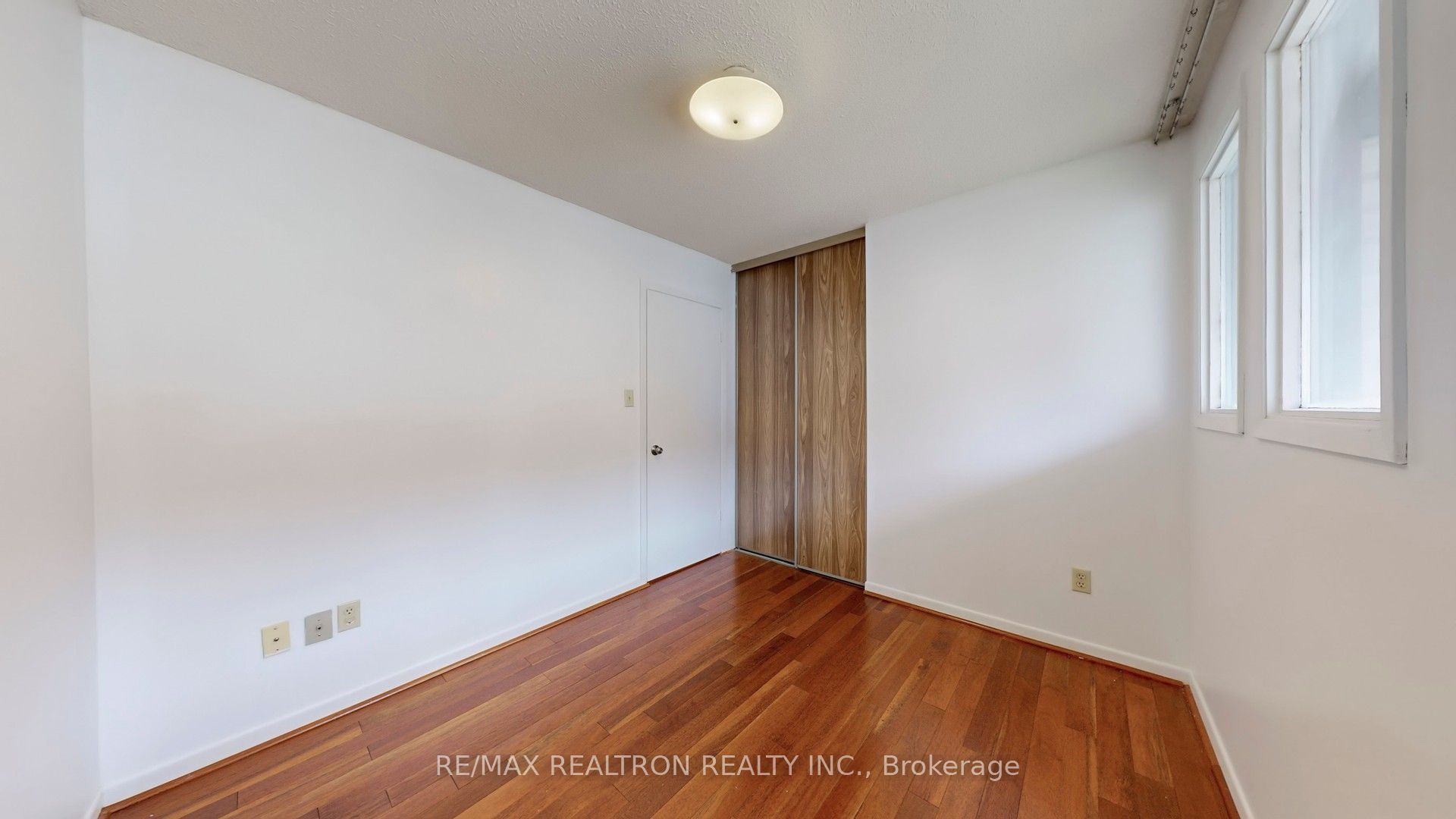 7 Roughfield Crescent Property Photo 29