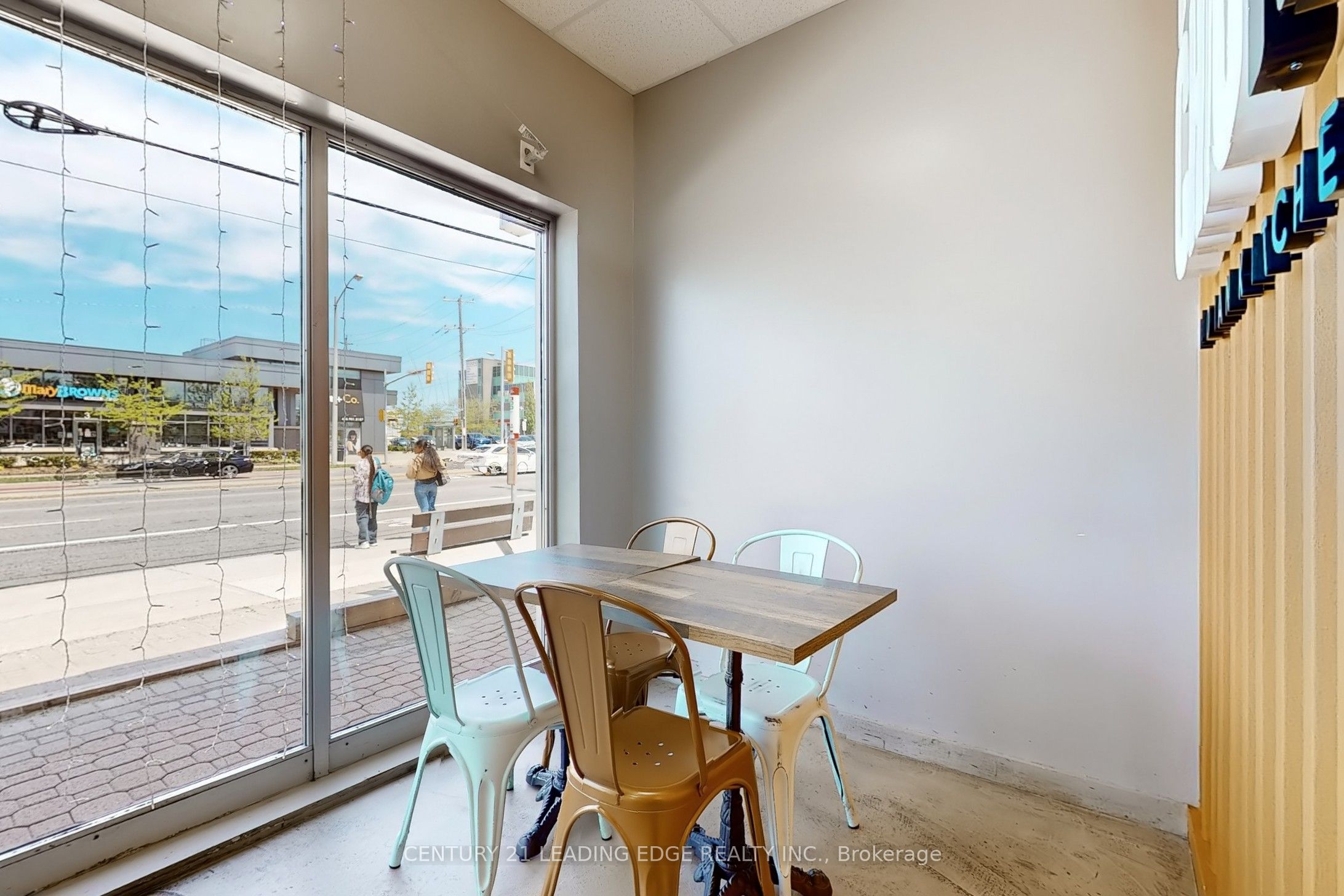 #3 - 1095 Ellesmere Road Property Photo 14