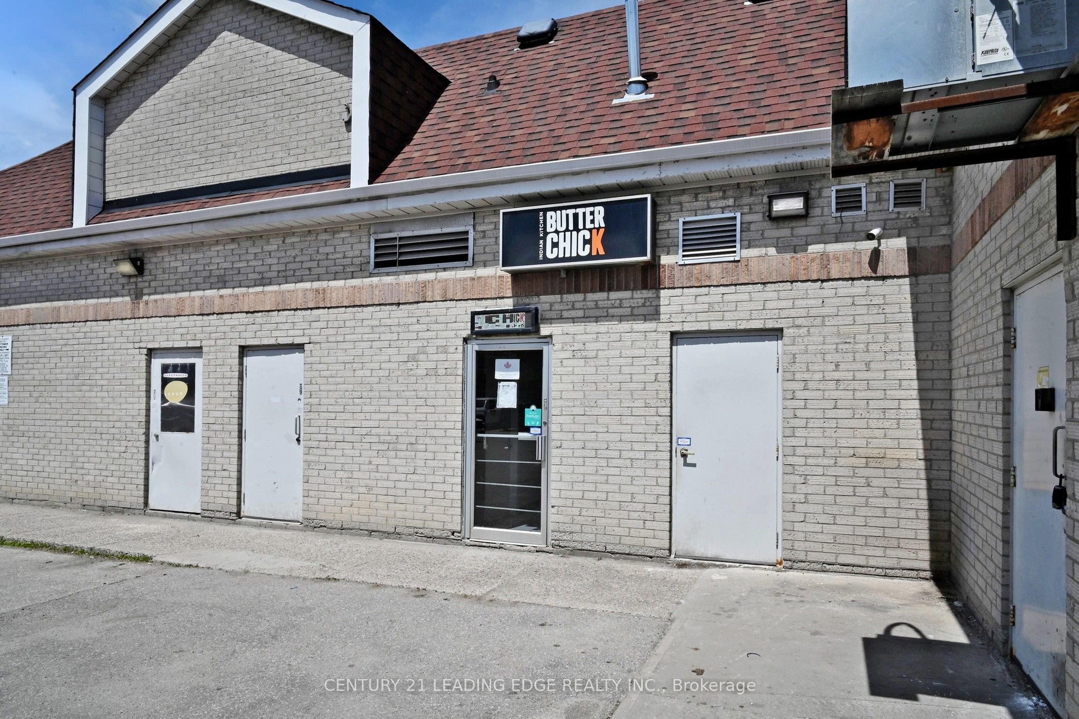 #3 - 1095 Ellesmere Road Property Photo 35
