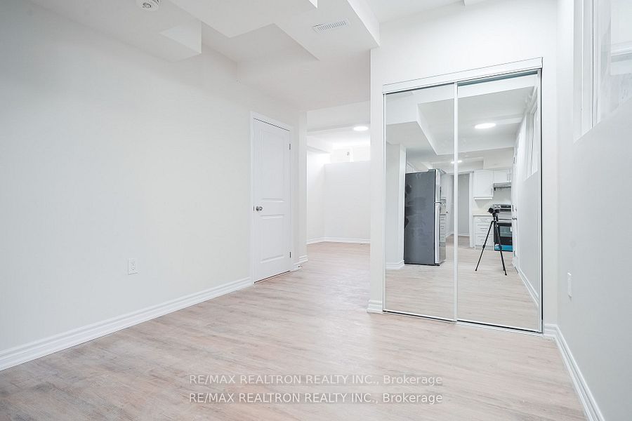 131 Ontario Street Basement Property Photo 9
