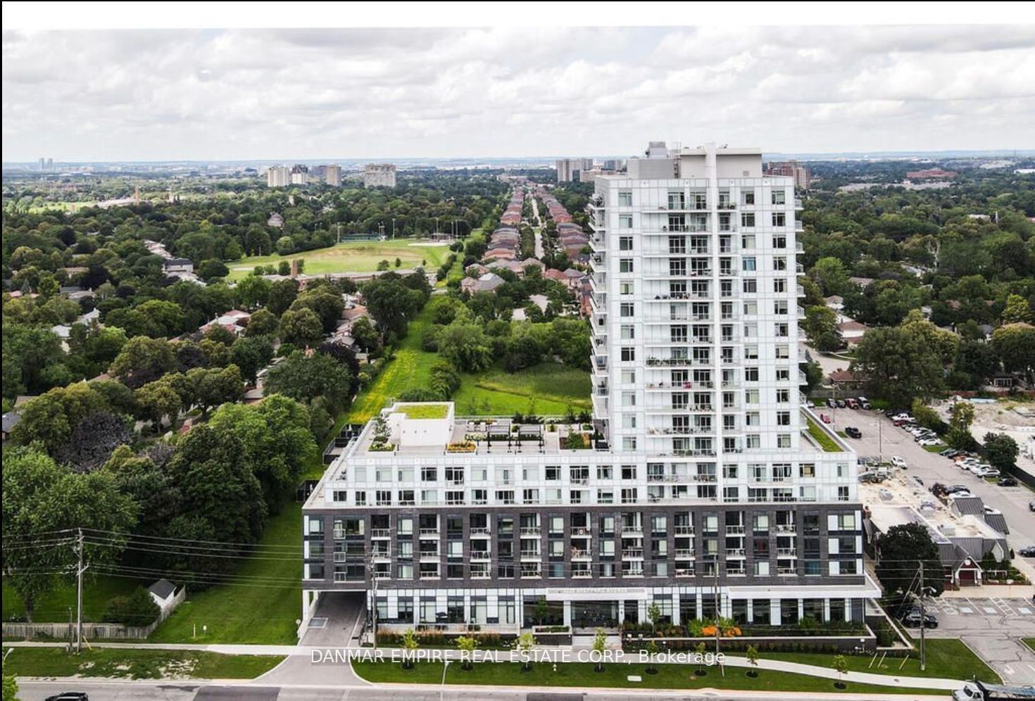 #810 - 3220 Sheppard Avenue Property Photo 1