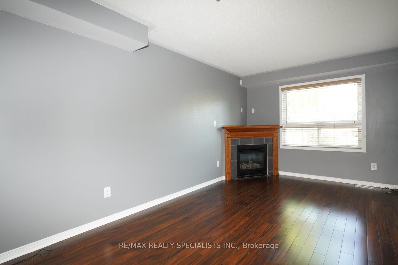 548 Falconridge Drive Property Photo 5