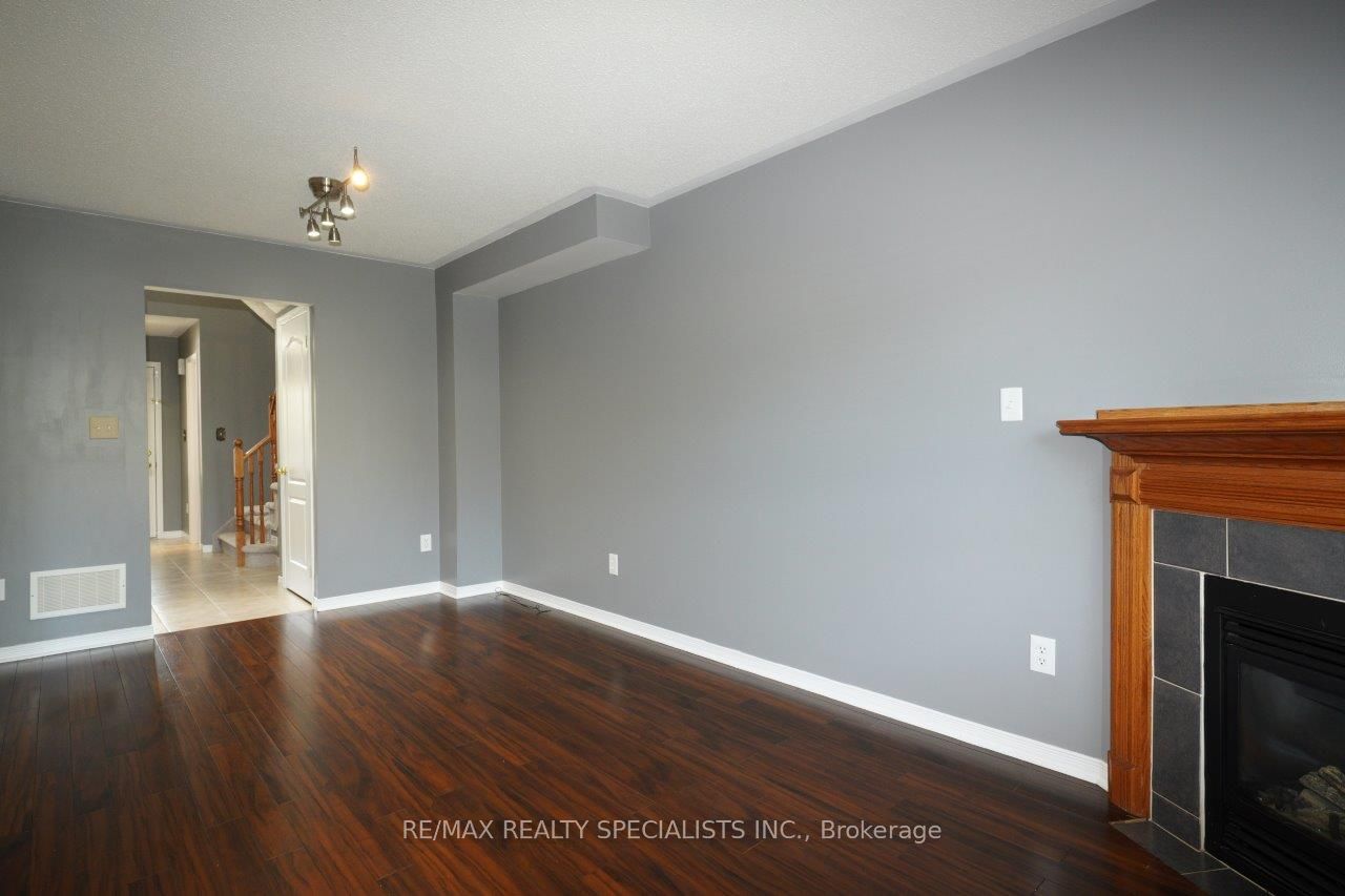 548 Falconridge Drive Property Photo 8