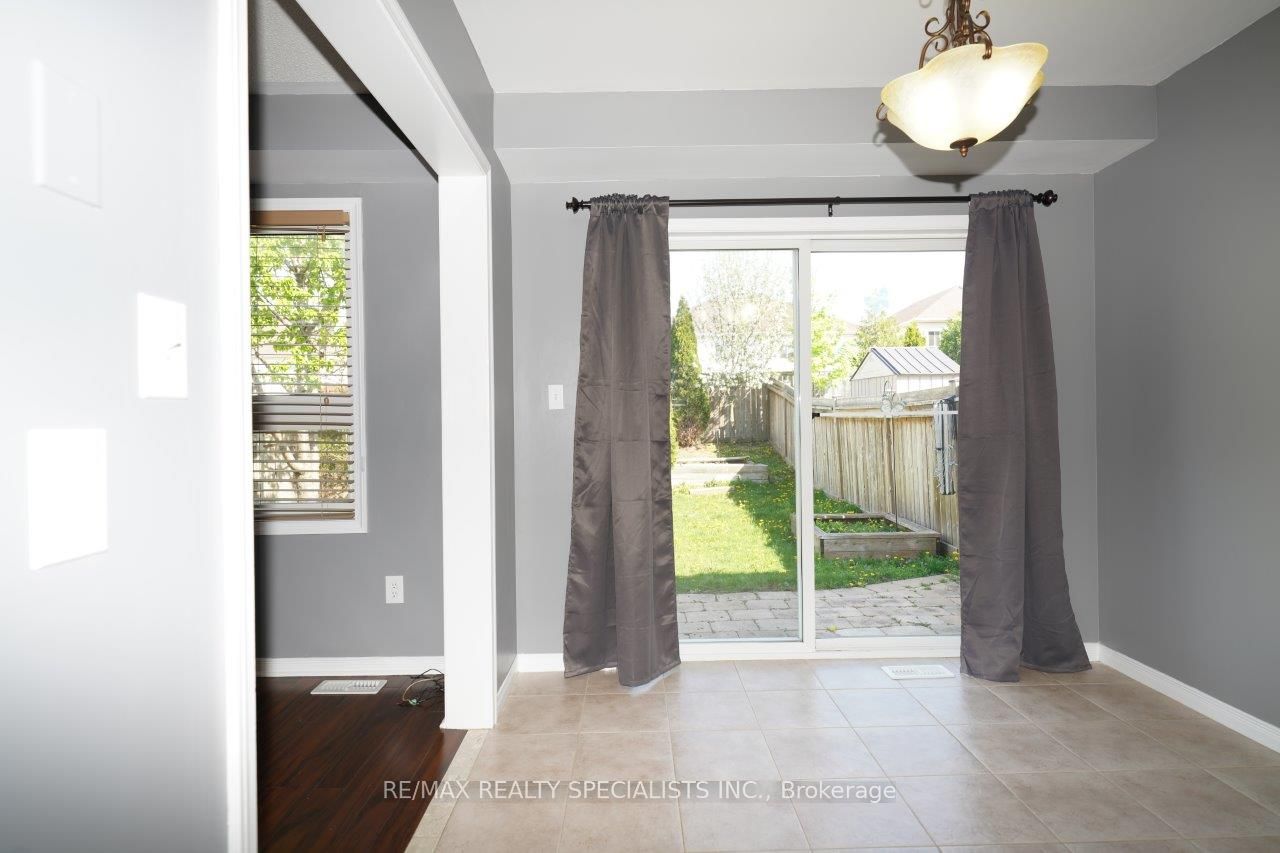 548 Falconridge Drive Property Photo 17