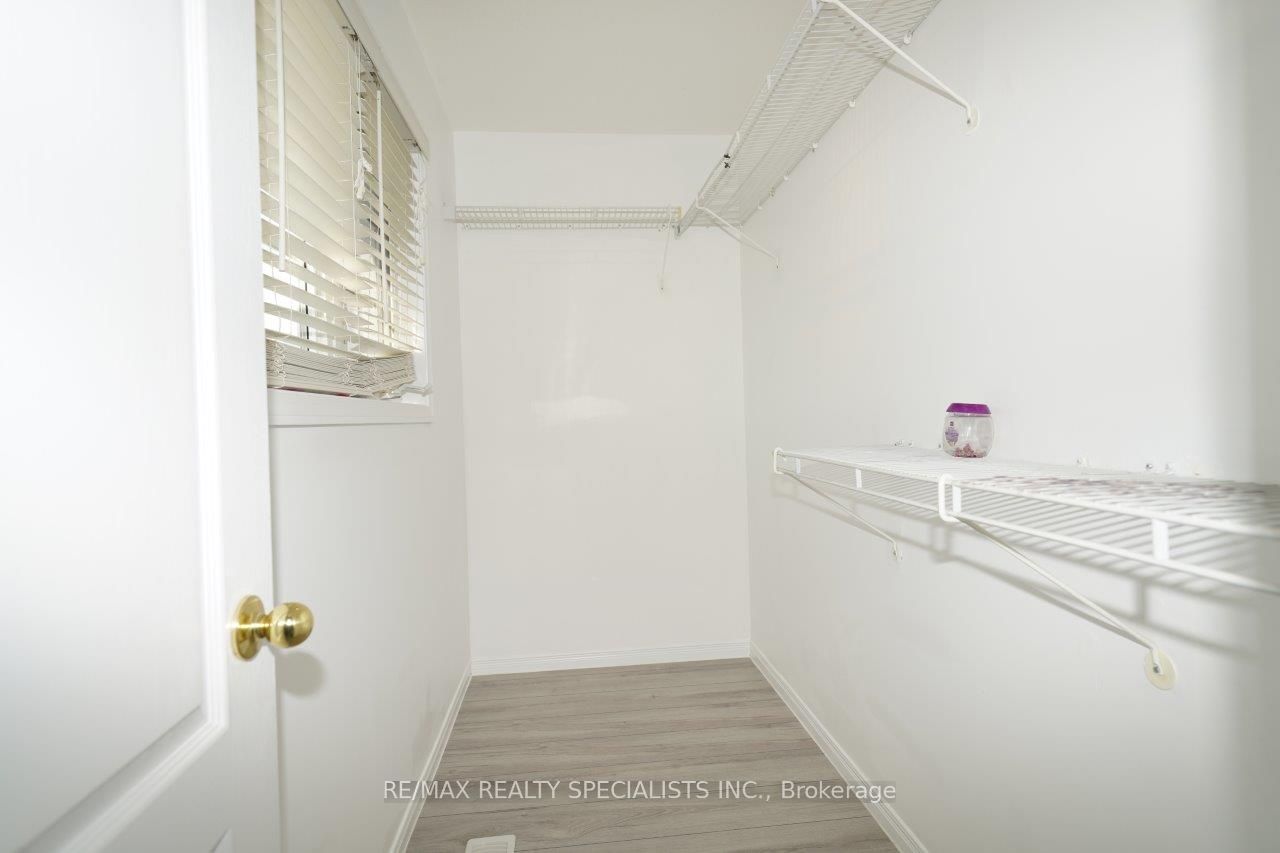 548 Falconridge Drive Property Photo 26