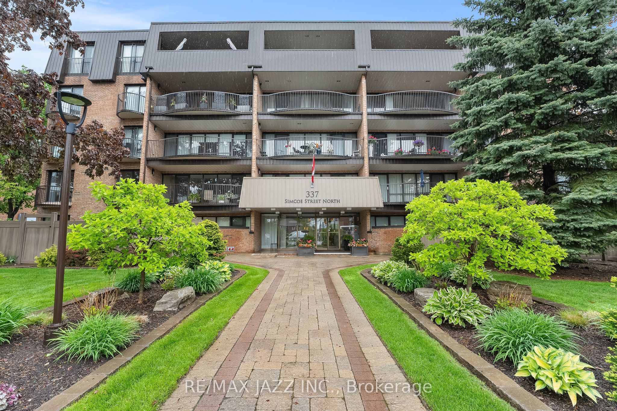 #403 - 337 Simcoe Street Property Photo