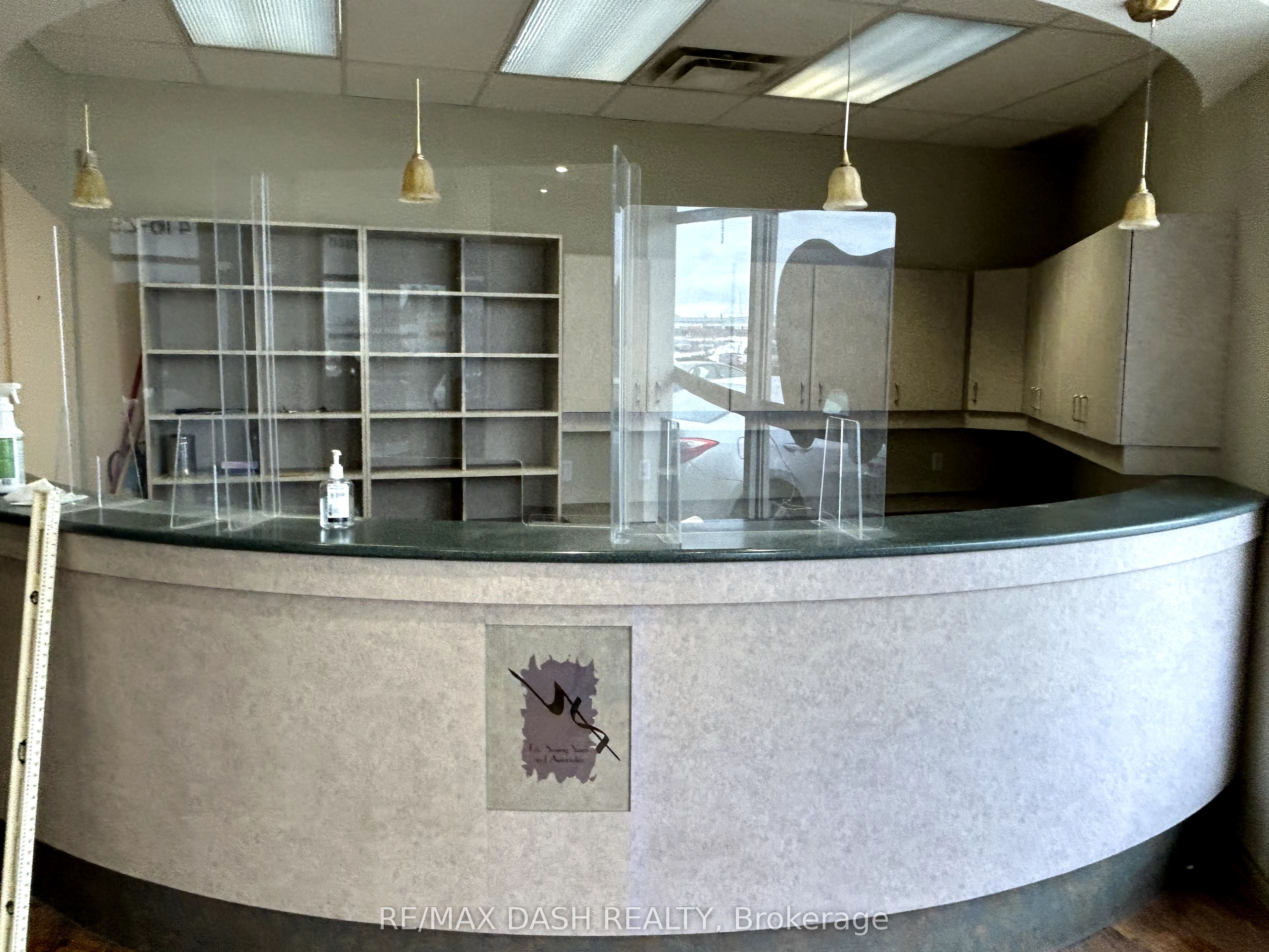 #6 - 4733 Steeles Avenue Property Photo 2