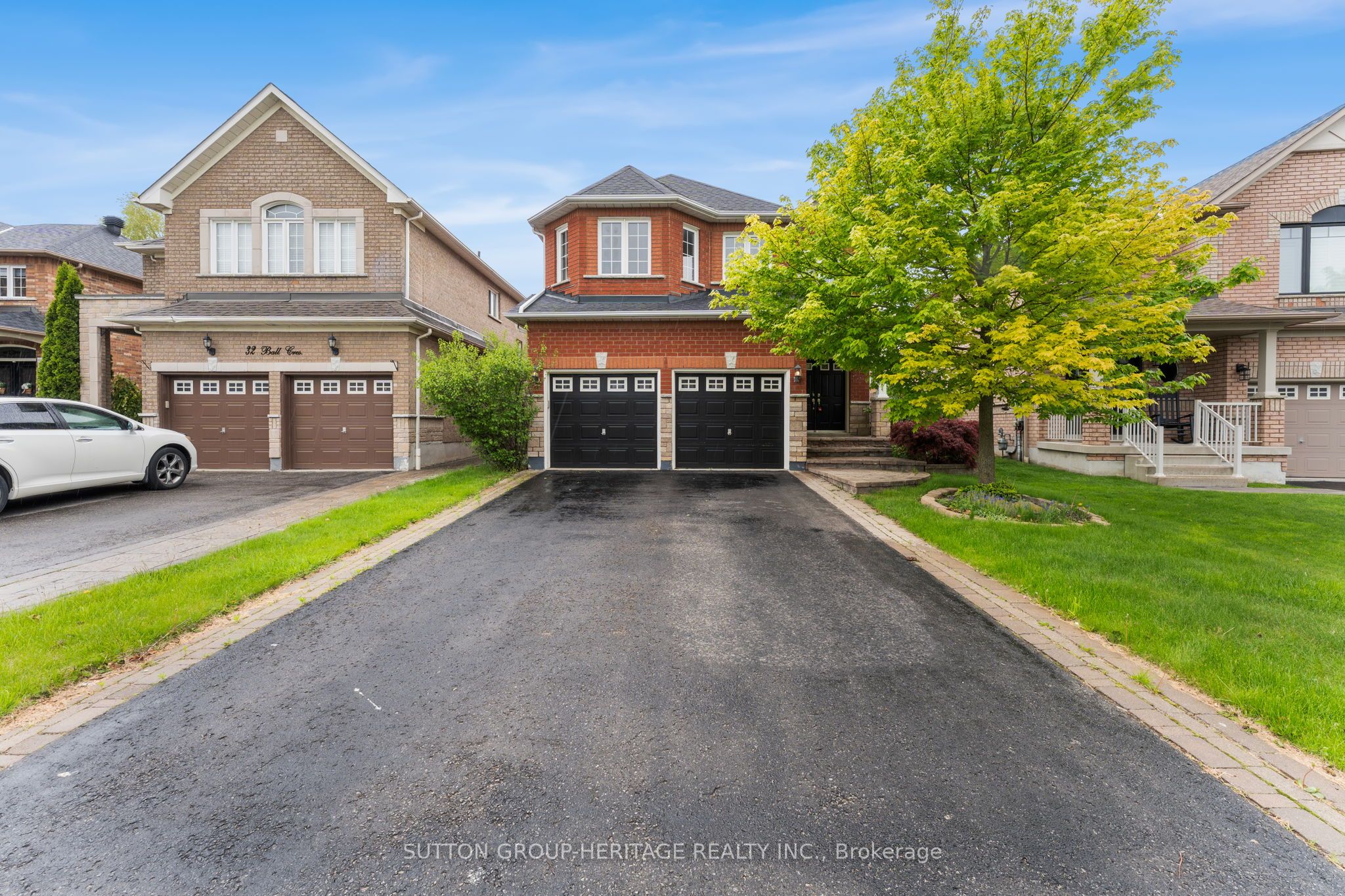 34 Ball Crescent Property Photo 1