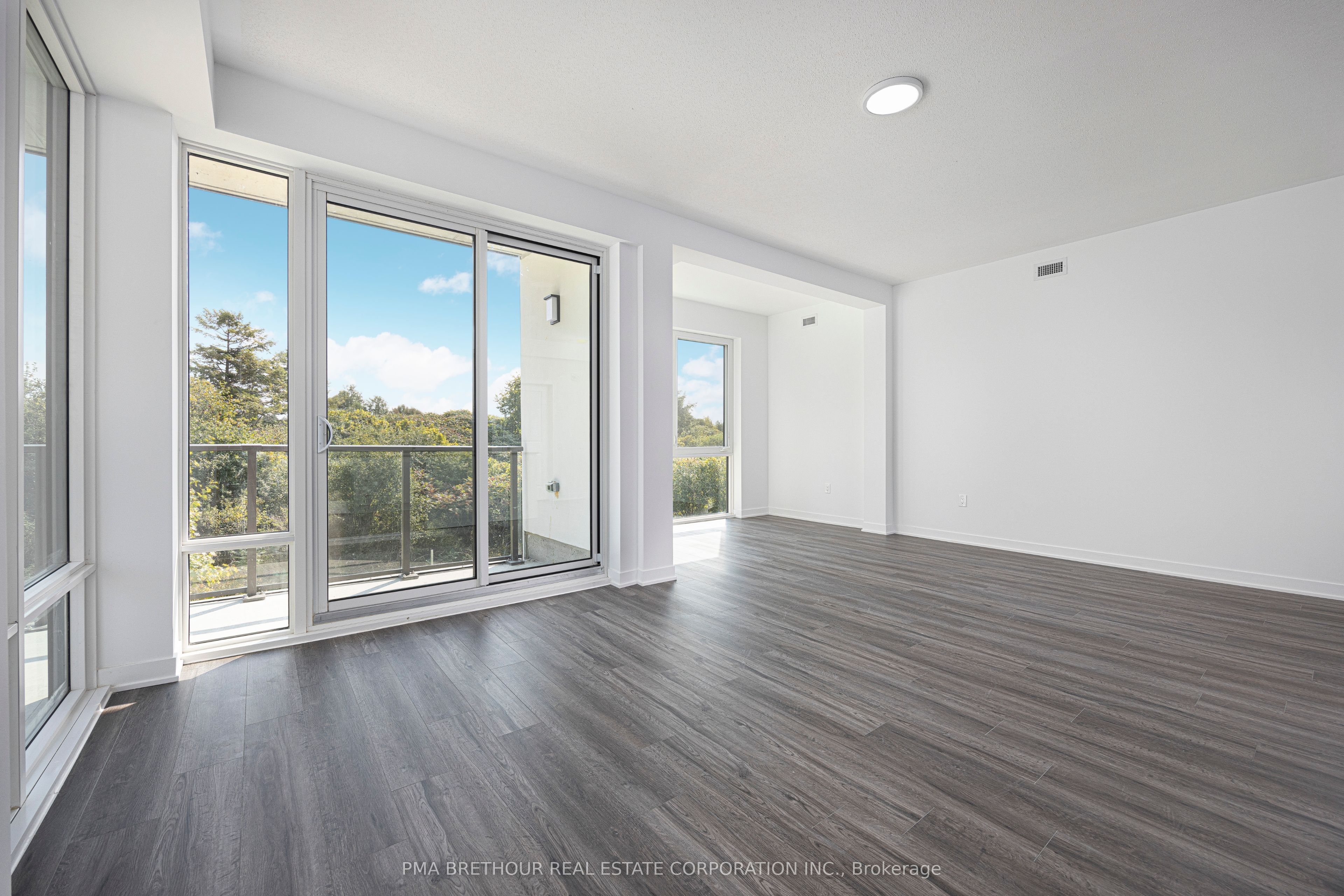 385 Arctic Red Drive 223 Property Photo 6