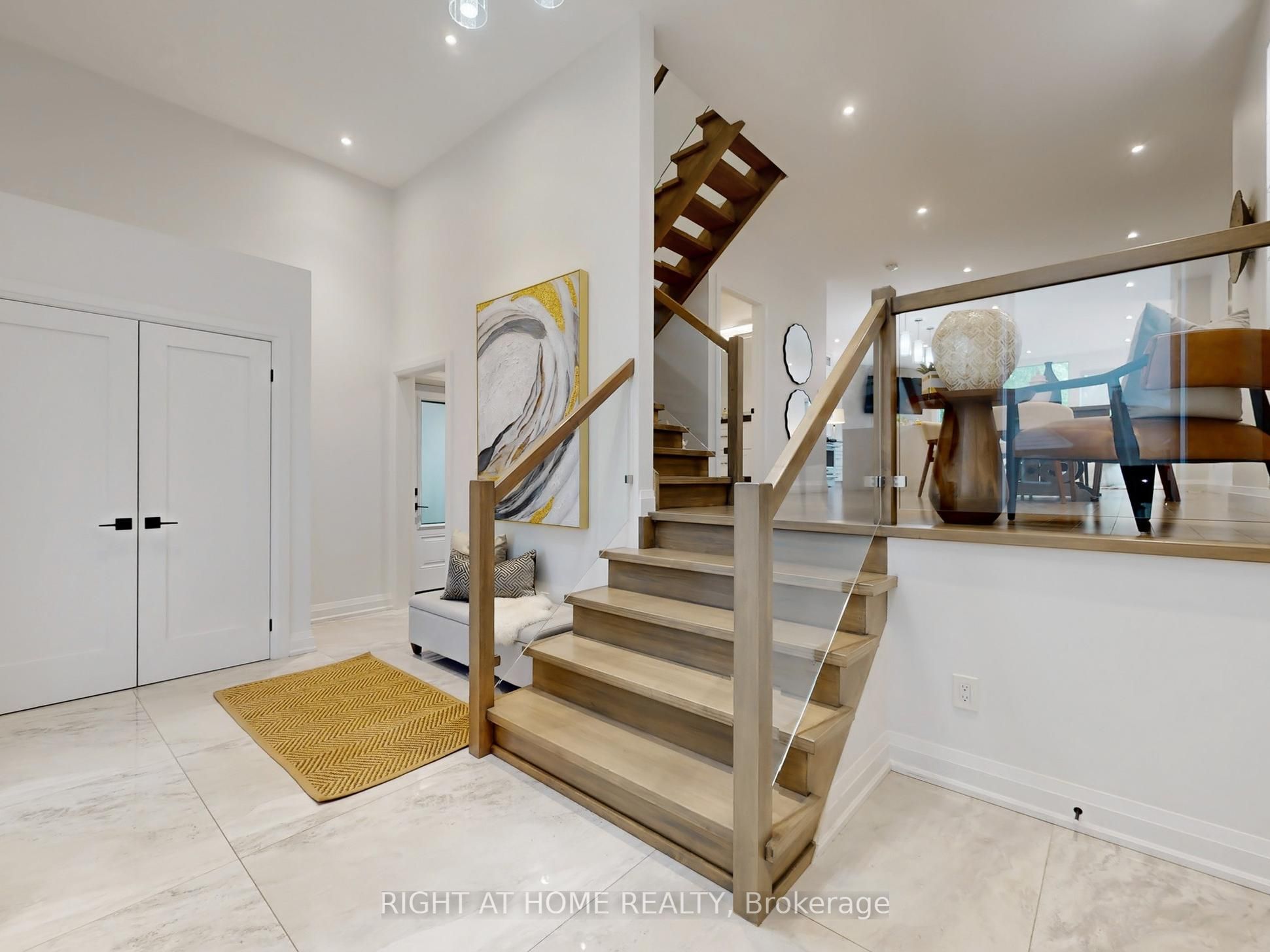 475 Donlands Avenue Property Photo 4