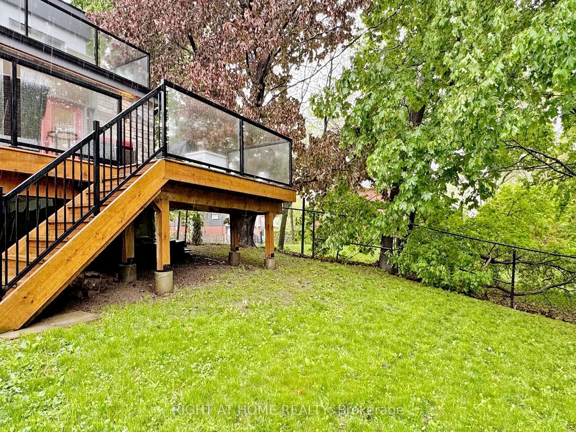 475 Donlands Avenue Property Photo 33