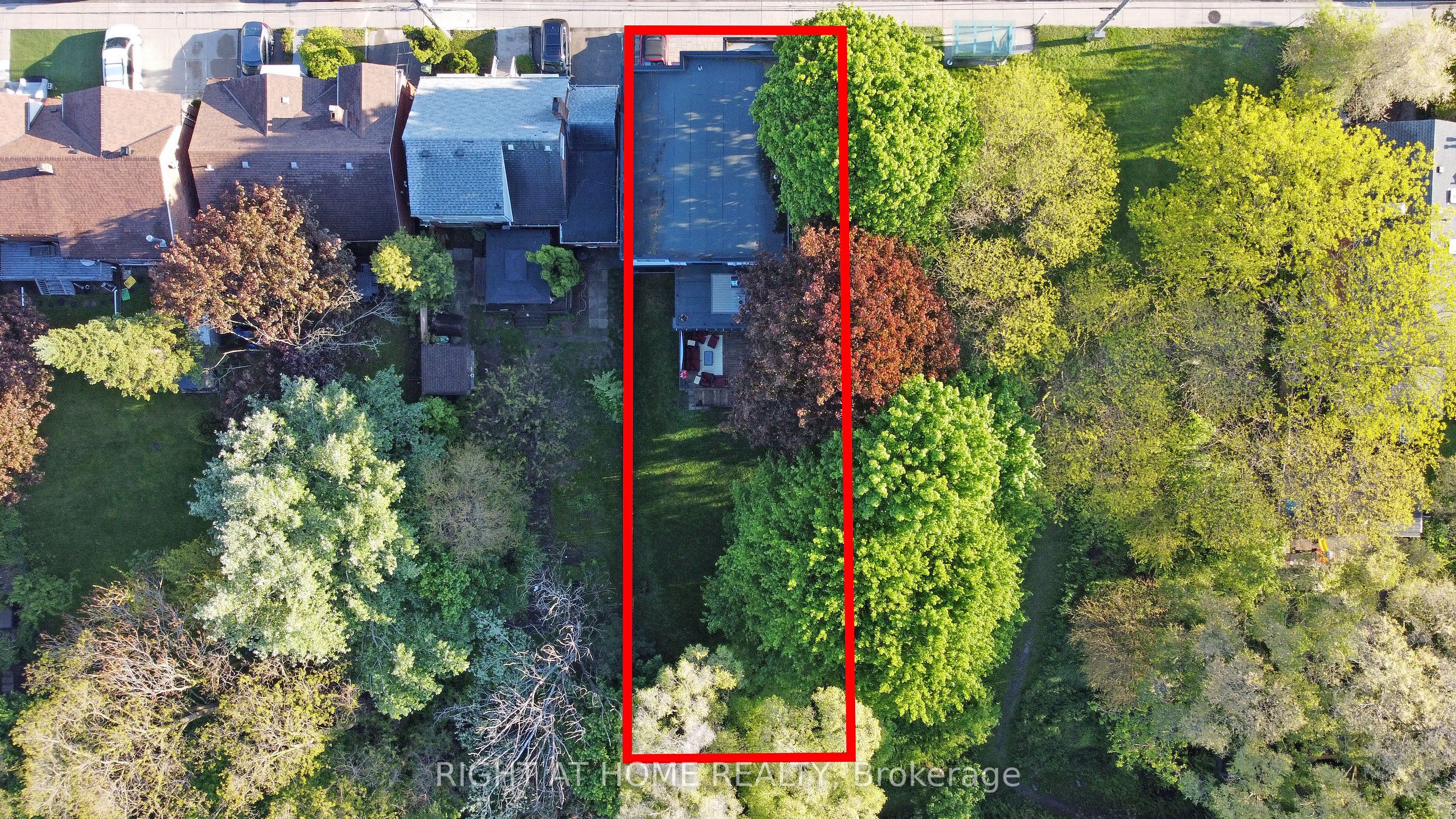 475 Donlands Avenue Property Photo 35