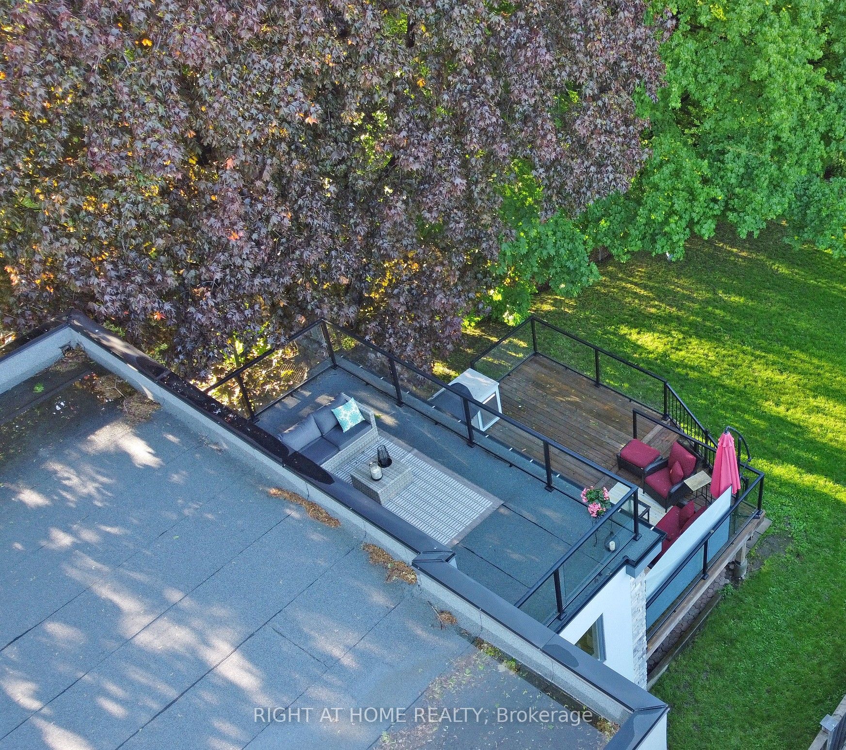 475 Donlands Avenue Property Photo 38